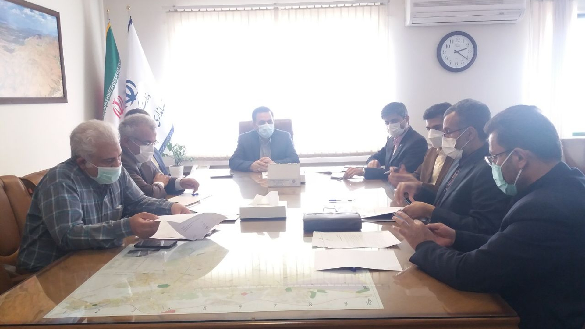 جلسه ستاد توسعه اقتصاد دانش بنیان به ریاست سرپرست معاونت هماهنگی امور اقتصادی و با حضور سرپرست دفتر هماهنگی امور اقتصادی و مدیران مربوطه برگزار گردید.