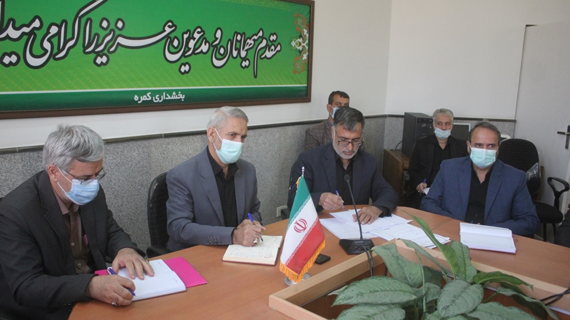 نشست بررسی مشکلات دهستان خرمدشت شهرستان خمین برگزار شد