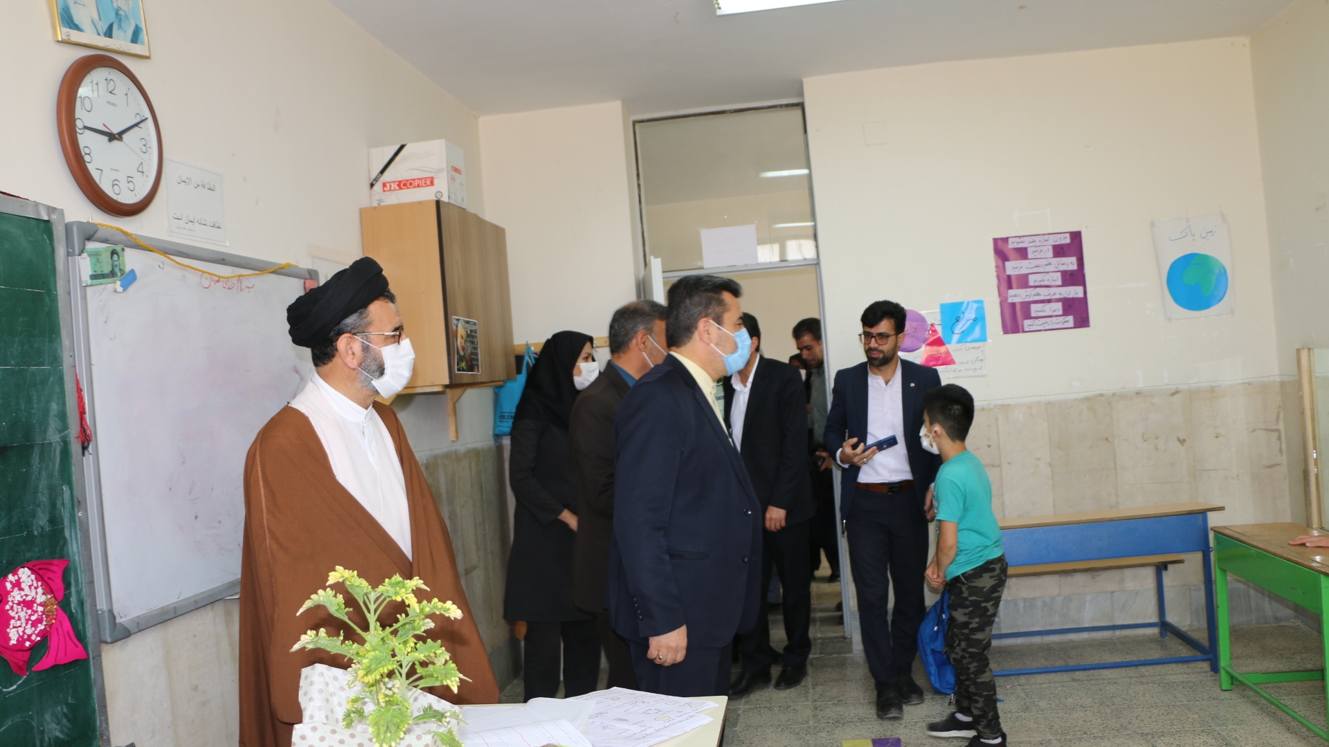 به مناسبت ۱۲ اردیبهشت ماه سالروز شهادت شهید مطهری و روز معلم