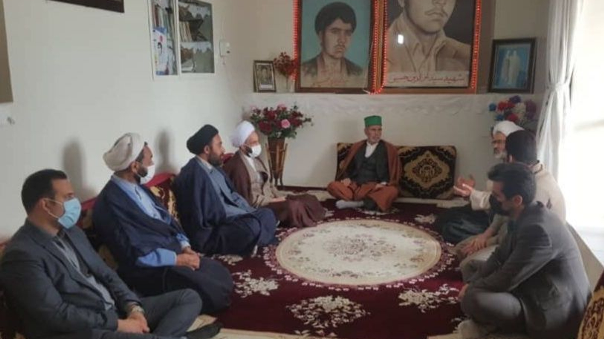 دیدار با خانواده شهید روحانی "سید فخرالدین حسینی"