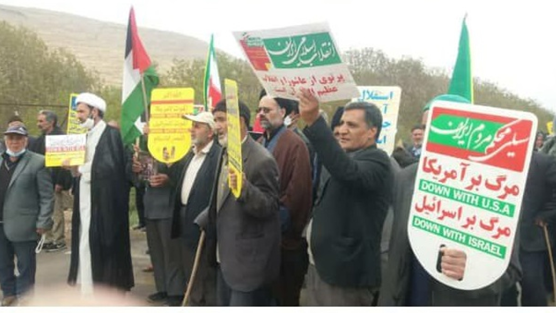 حضور مردم شهیدپرور روستای تاریخی وفس در راهپیمایی روز جهانی قدس