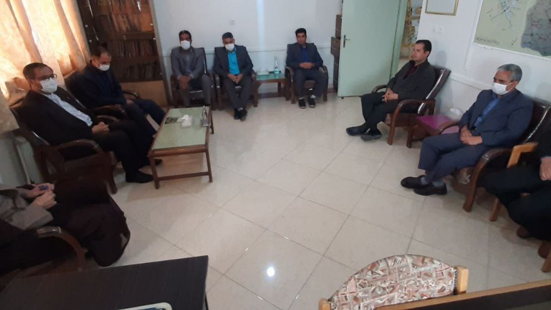 دیدار با مدیر ، معاونین و کادر اداری آموزش و پرورش شهرستان به مناسبت روز معلم و هفته گرامیداشت مقام معلم