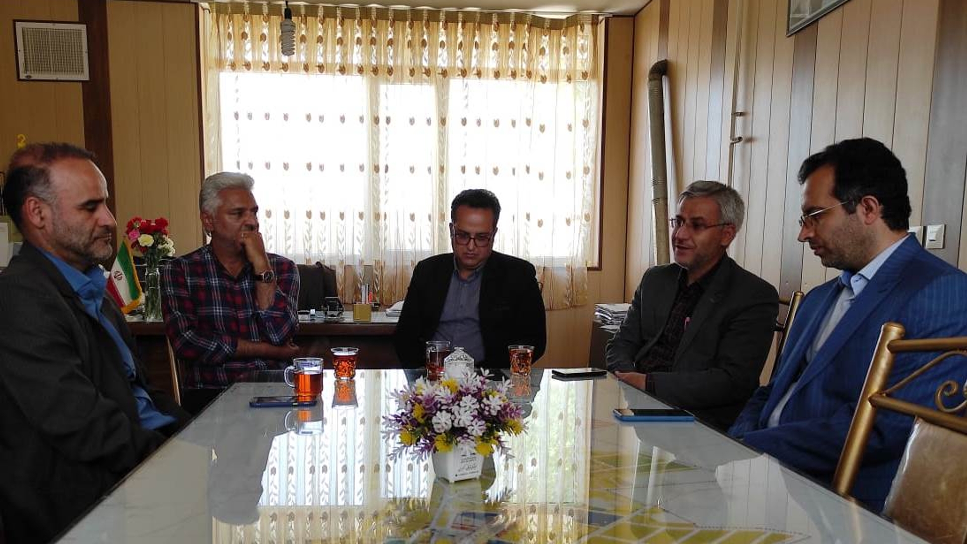 سومین جلسه هماهنگی برگزاری جشنواره گل و گیاه در شهرستان خمین برگزار شد