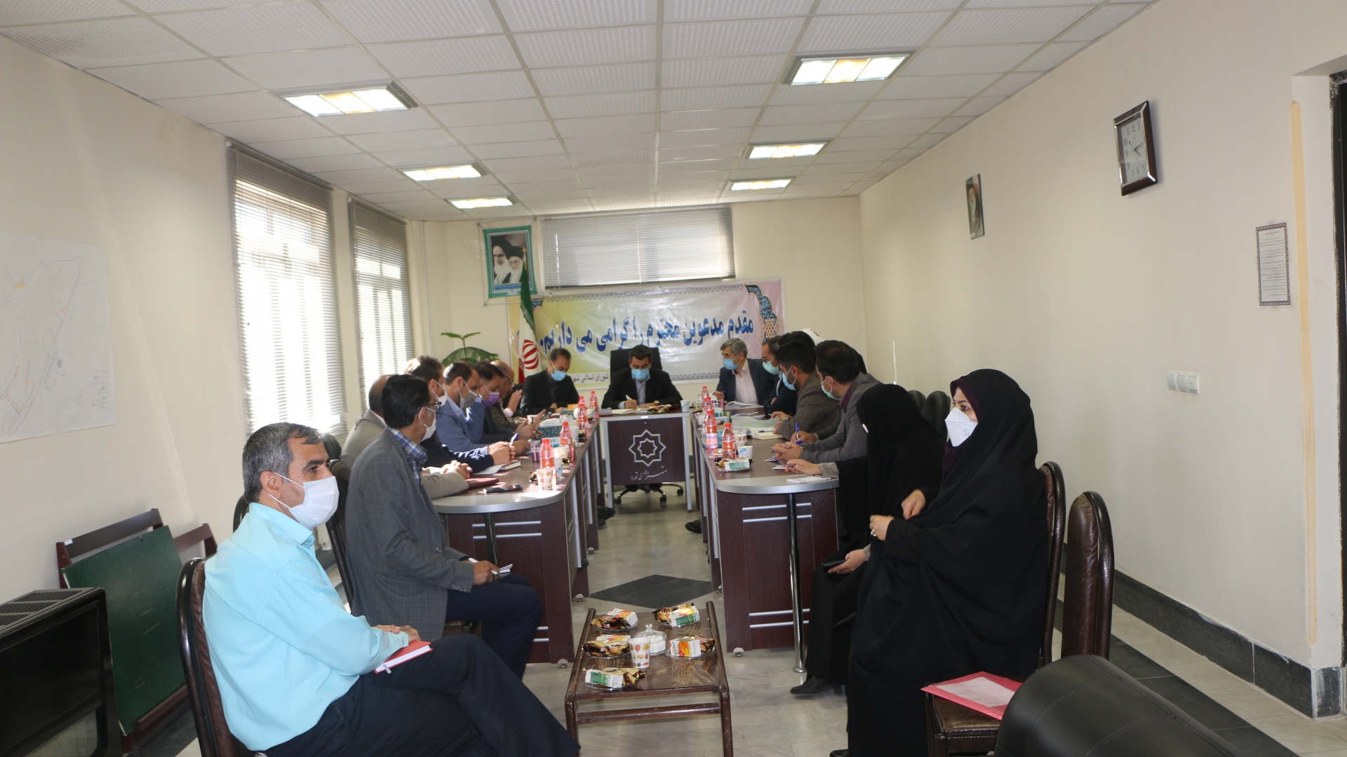 برگزاری سومین جلسه ستاد تنظیم بازار و آرد نان مشترک با جلسه کمیته اقدام مشترک شهرستان شازند درسال جدید به ریاست دکتر رمضانی فرماندار شهرستان شازند