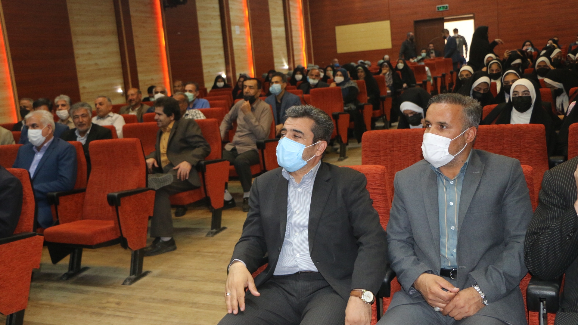 یرگزاری مراسم گرامیداشت روز معلم و پاسداشت از زحمات فرهنگیان بازنشسته در شهرستان شازند