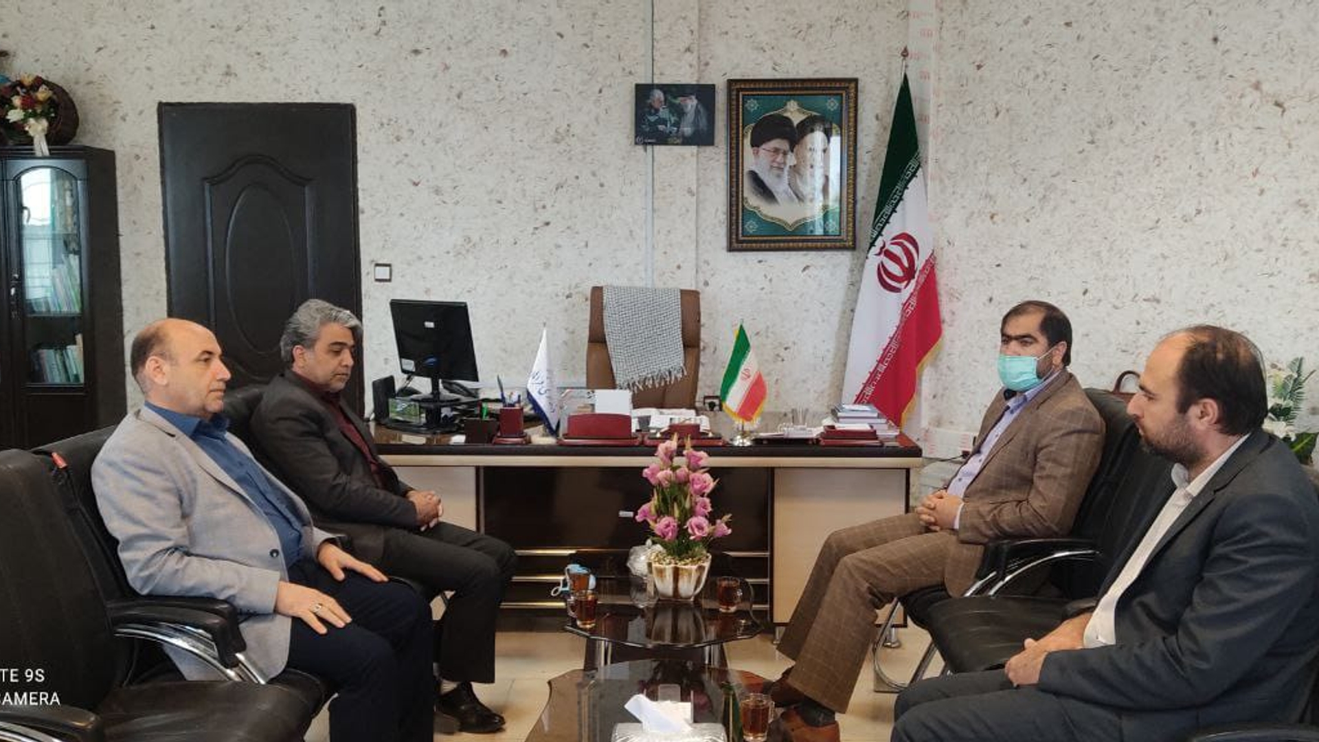 نشست مدیر کل صنعت.معدن وتجارت استان مرکزی با فرماندار شهرستان فراهان