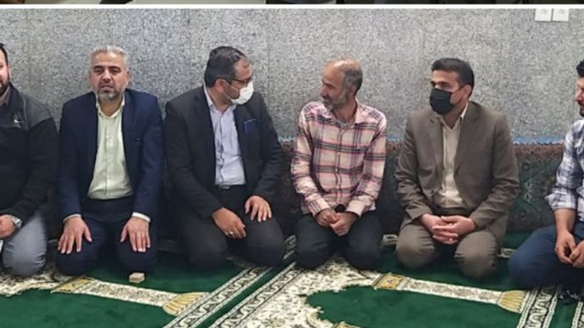 بازدید فرماندار و بخشدار مرکزی از دهیاری روستای چهرقان