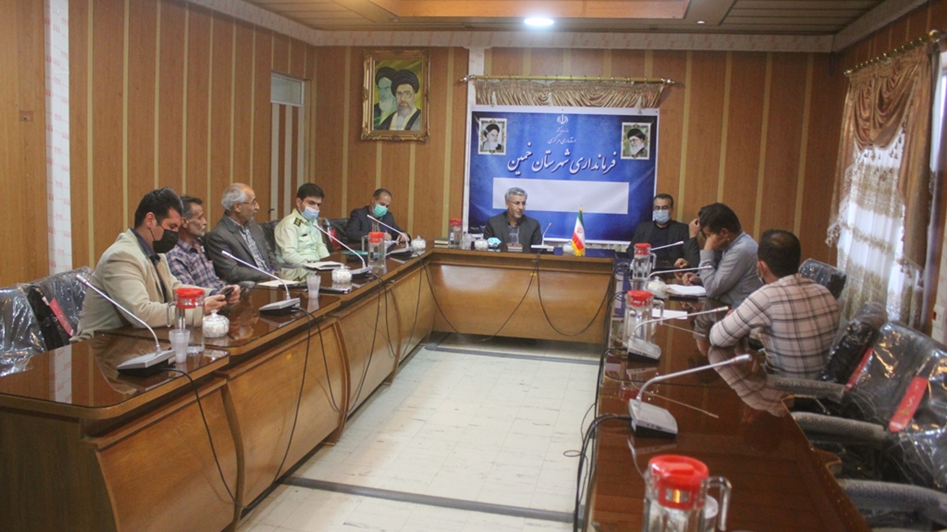 نشست هم اندیشی مسئولان با ادمین های کانال های مجازی شهرستان خمین برگزار شد