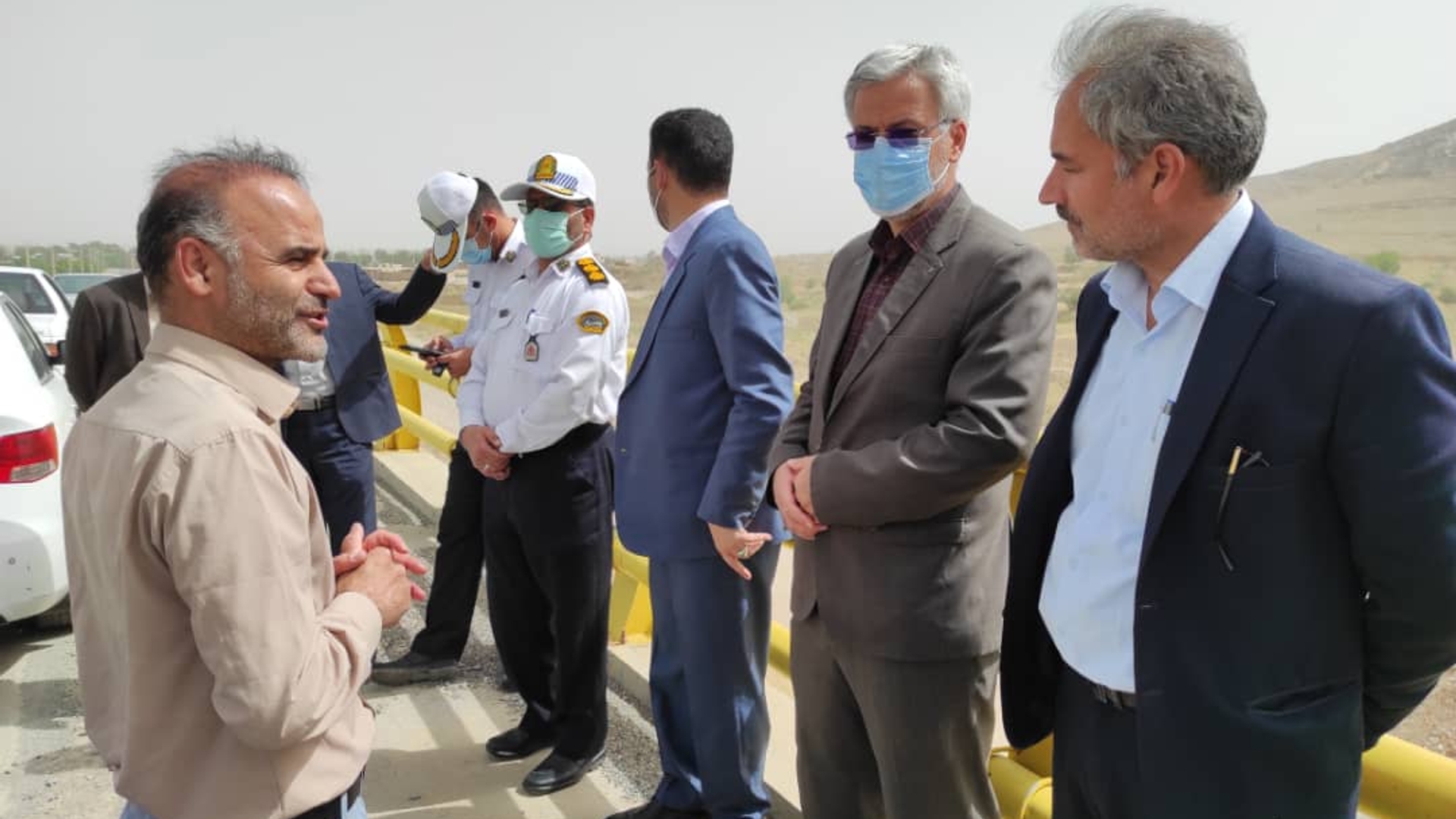 جلسه بررسی مشکلات پارکینگ خودروهای سنگین شهرستان خمین برگزار شد