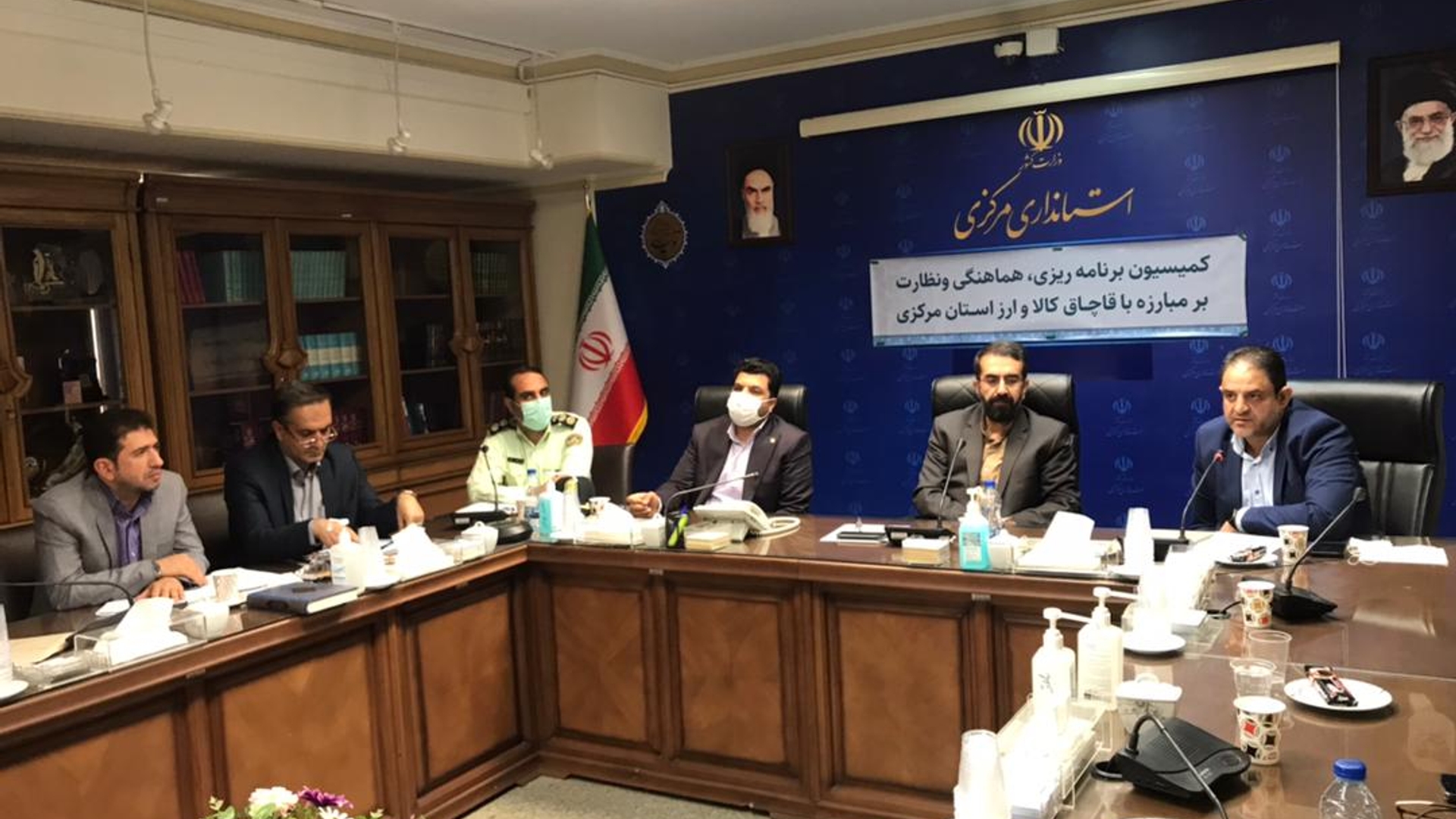 برگزاری سومین جلسه کمیسیون مبارزه با قاچاق کالا و ارز استان مرکزی در سال 1401