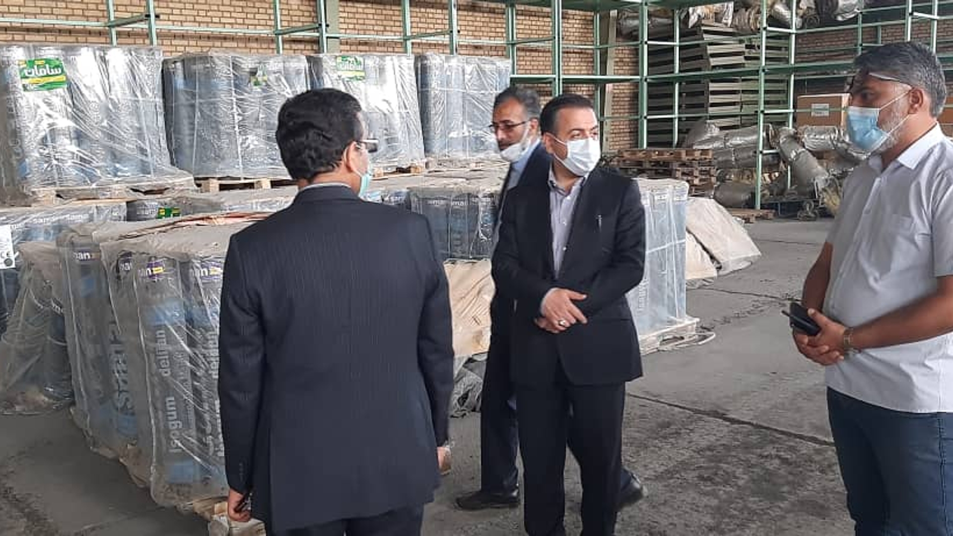 بازدید معاون هماهنگی امور اقتصادی و توسعه منطقه ای استاندار و سرپرست دفتر هماهنگی امور اقتصادی از گمرکات استان.