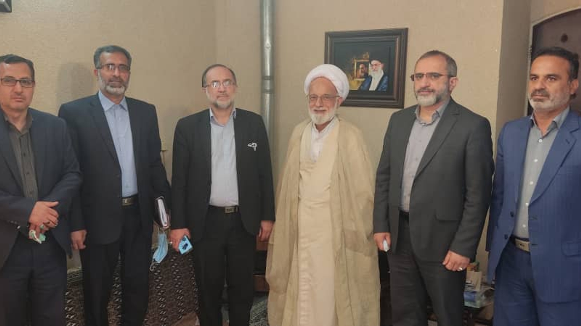 دیدار دکتر مخلص الائمه استاندار مرکزی وسید مجتبی آل یاسین معاون توسعه مدیریت و منابع استاندار با حضرت آیت الله دری نجف آبادی نماینده  ولی فقیه در استان و امام جمعه اراک