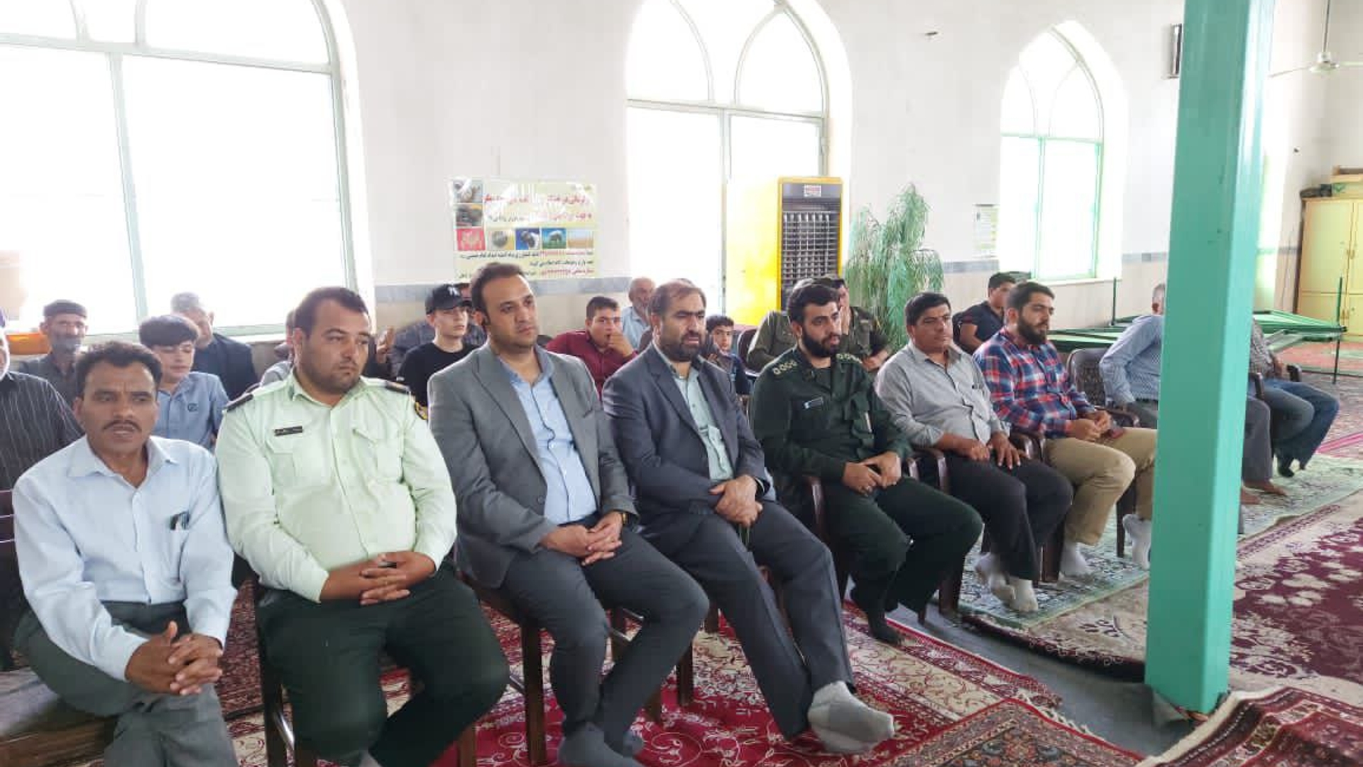 مراسم جشن میلاد حضرت معصومه سلام الله علیها واستقبال از پرچم امام رضا (ع) با حضور فرماندار شهرستان و مسئولین شهرستانی  در روستای امیرآبادبرگزار گردید