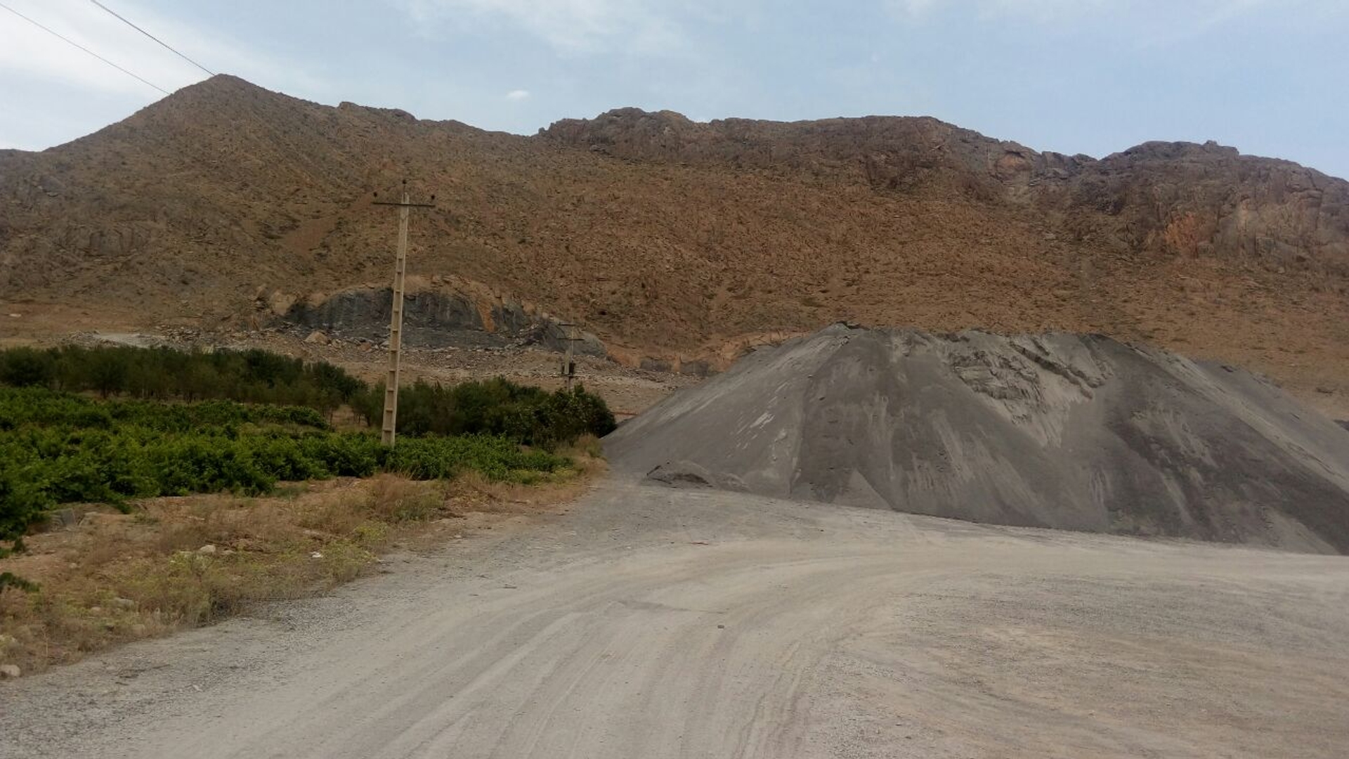 ""بازدید فرماندار از کارگاه تولید شن و ماسه ""