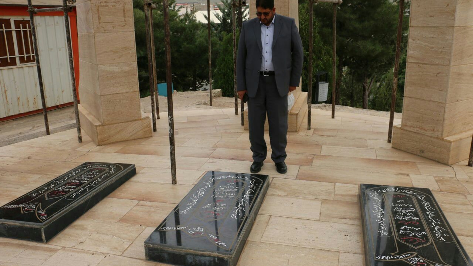 ادای احترام به مقام شامخ شهدای گمنام تفرش