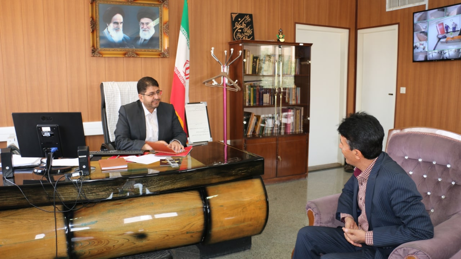 دیدار های مردمی                                     :