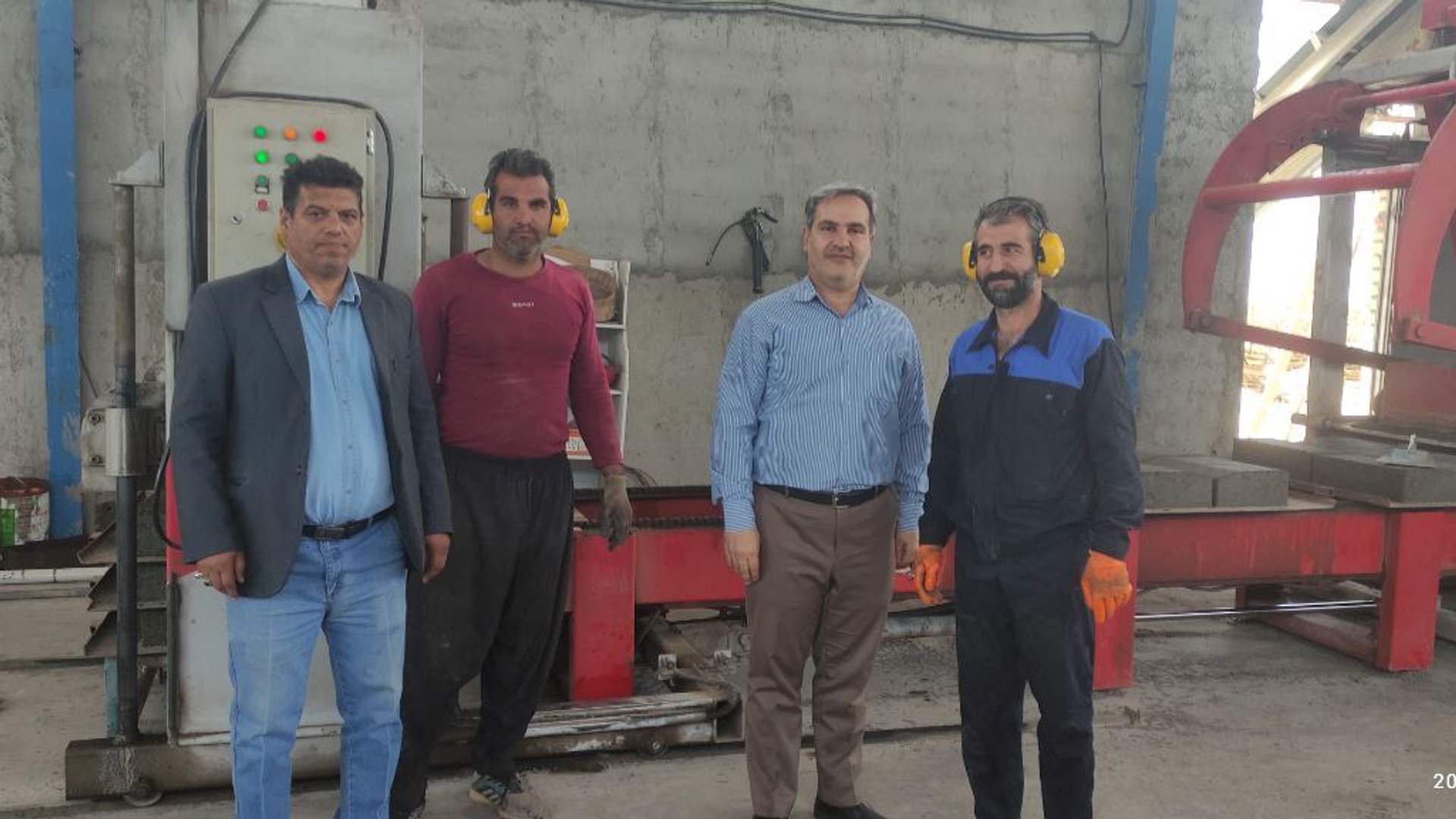 بازدید کارشناس دفتر از تعدادی از دهیاری ها و شرکت تعاونی دهیاران بخش مرکزی ساوه