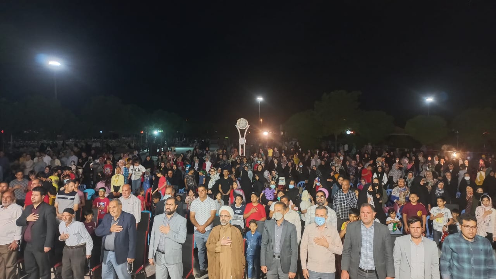 جشن ولادت با سعادت امام رضا (ع) با حضور فرماندار شهرستان فراهان در پارک کوثر شهر فرمهین برگزار گردید