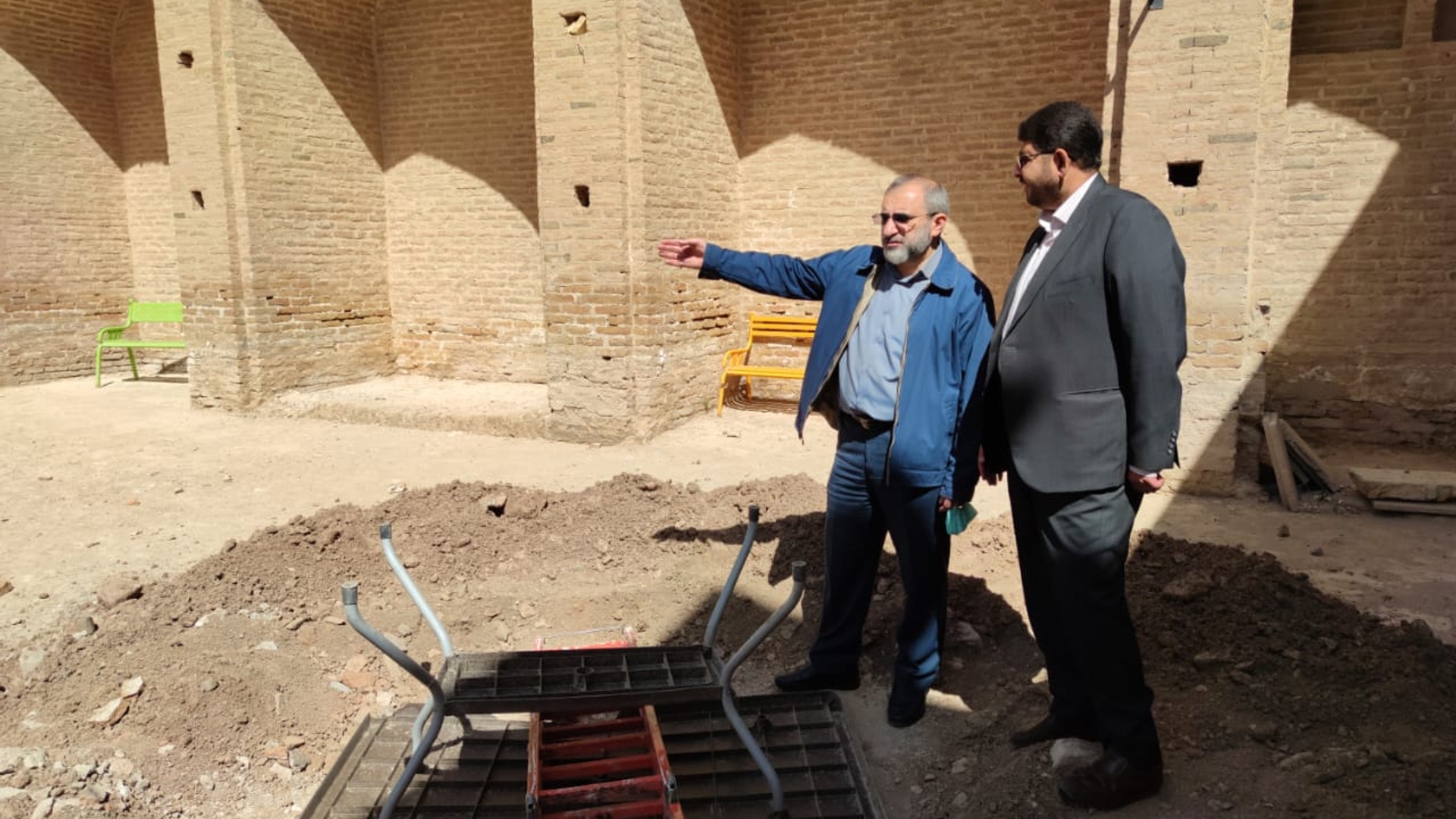 سرعت مرمت امامزاده سیدمحمد (ع) تفرش قابل قبول نیست