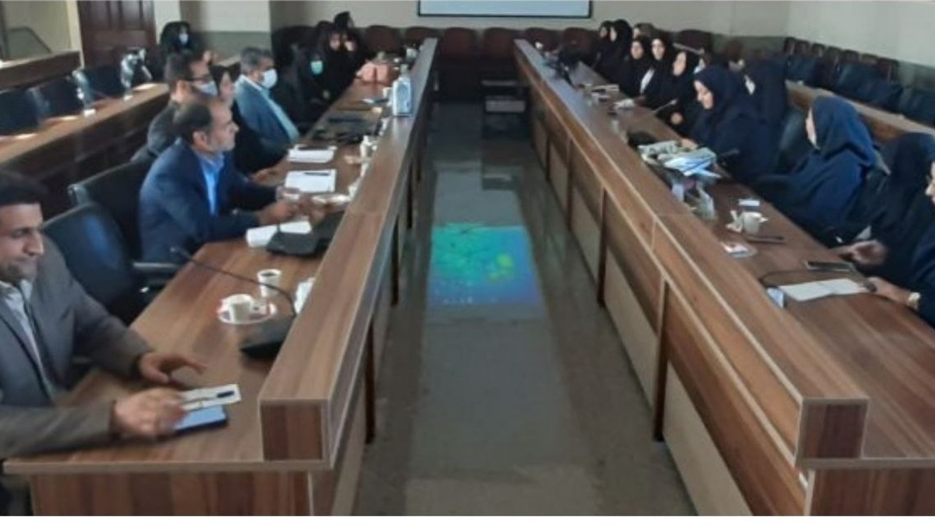 جلسه کارگروه تخصصی امور زنان و خانواده شهرستان کمیجان با حضور مدیرکل امور زنان و خانواده استانداری
🔸🔸🔸🔸🔸