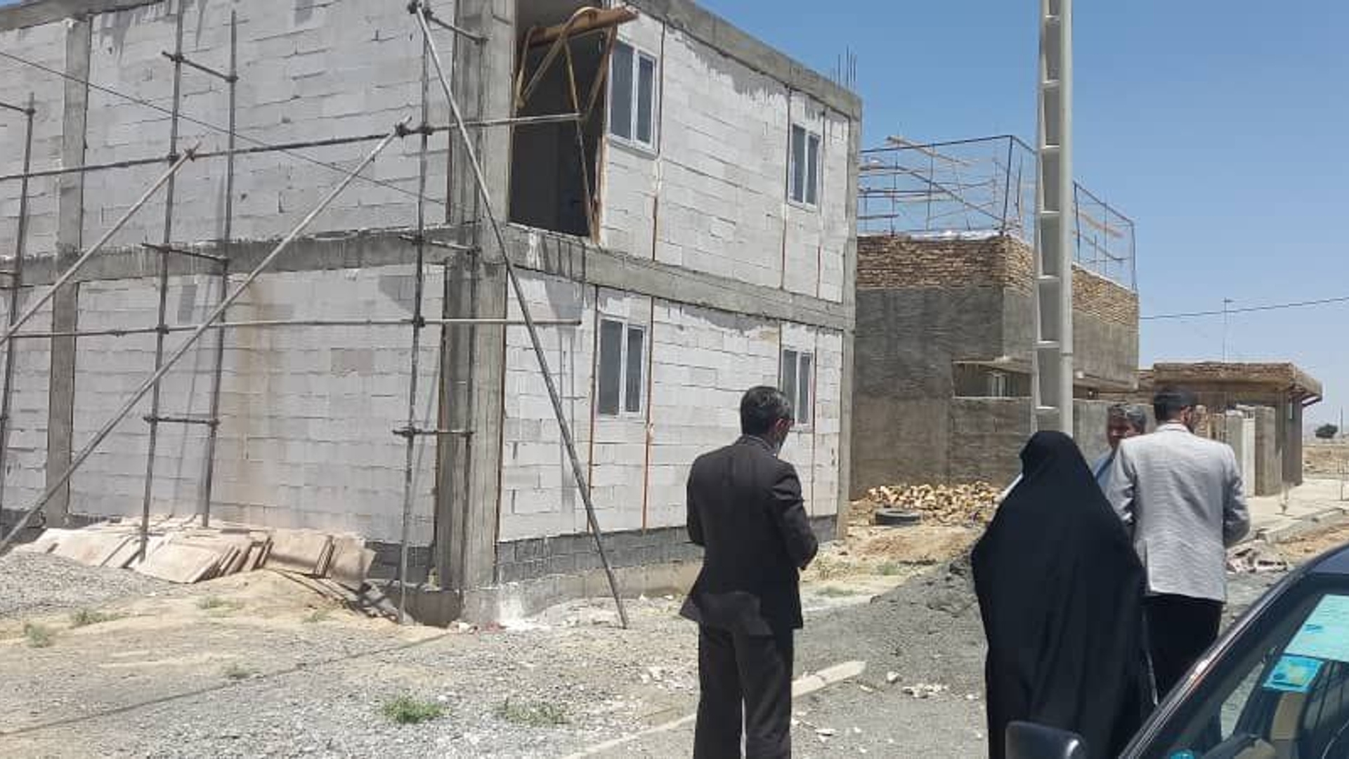 بازدید از پروژه های احداث منازل زنان سرپرست خانوار در شهرستان کمیجان