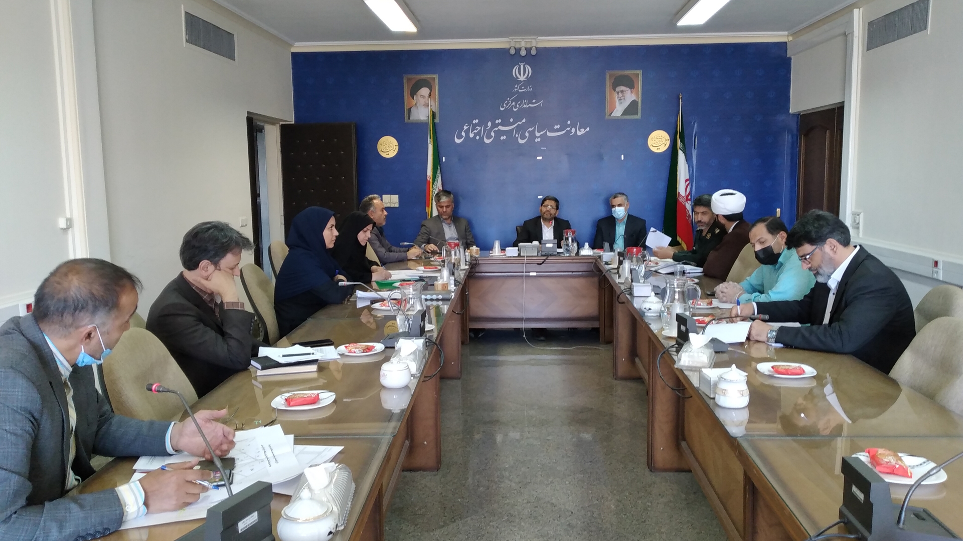 جلسه رصد و پایش شیوه نامه طرح توانمندسازی و تحول اجتماع محور محلات کم برخوردار برگزار شد