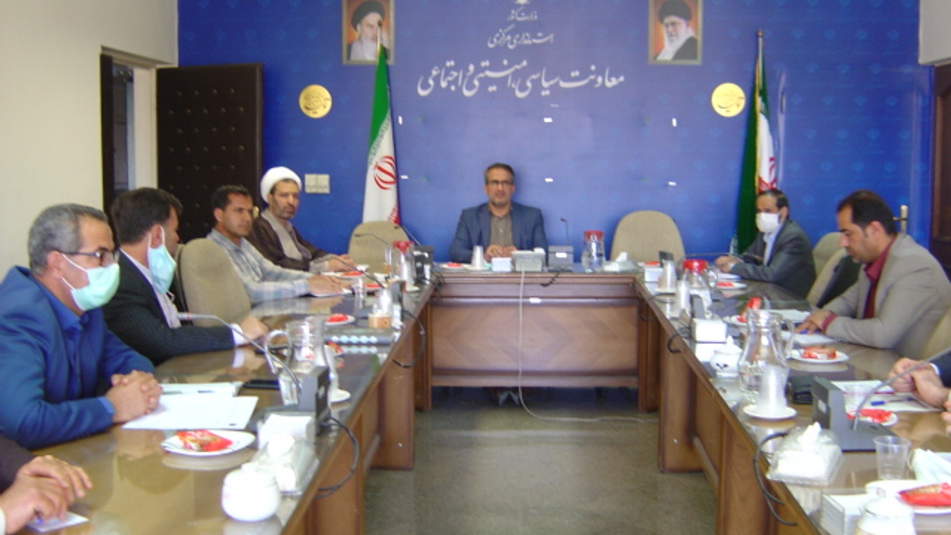 جلسه مشترک کمیسیون ارتقاء امنیت گردشگران خارجی و مقصد های گردشگری با کارگروه پیشگیری و مقابله با جعل مدارک و اسناد رسمی استان در مورخ 1401-3-26