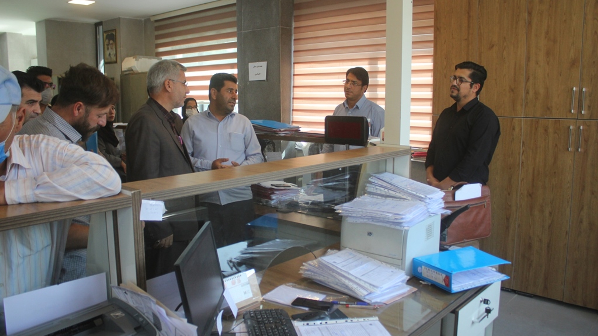 فرماندار از اداره بنیاد مسکن انقلاب اسلامی خمین بازدید کرد