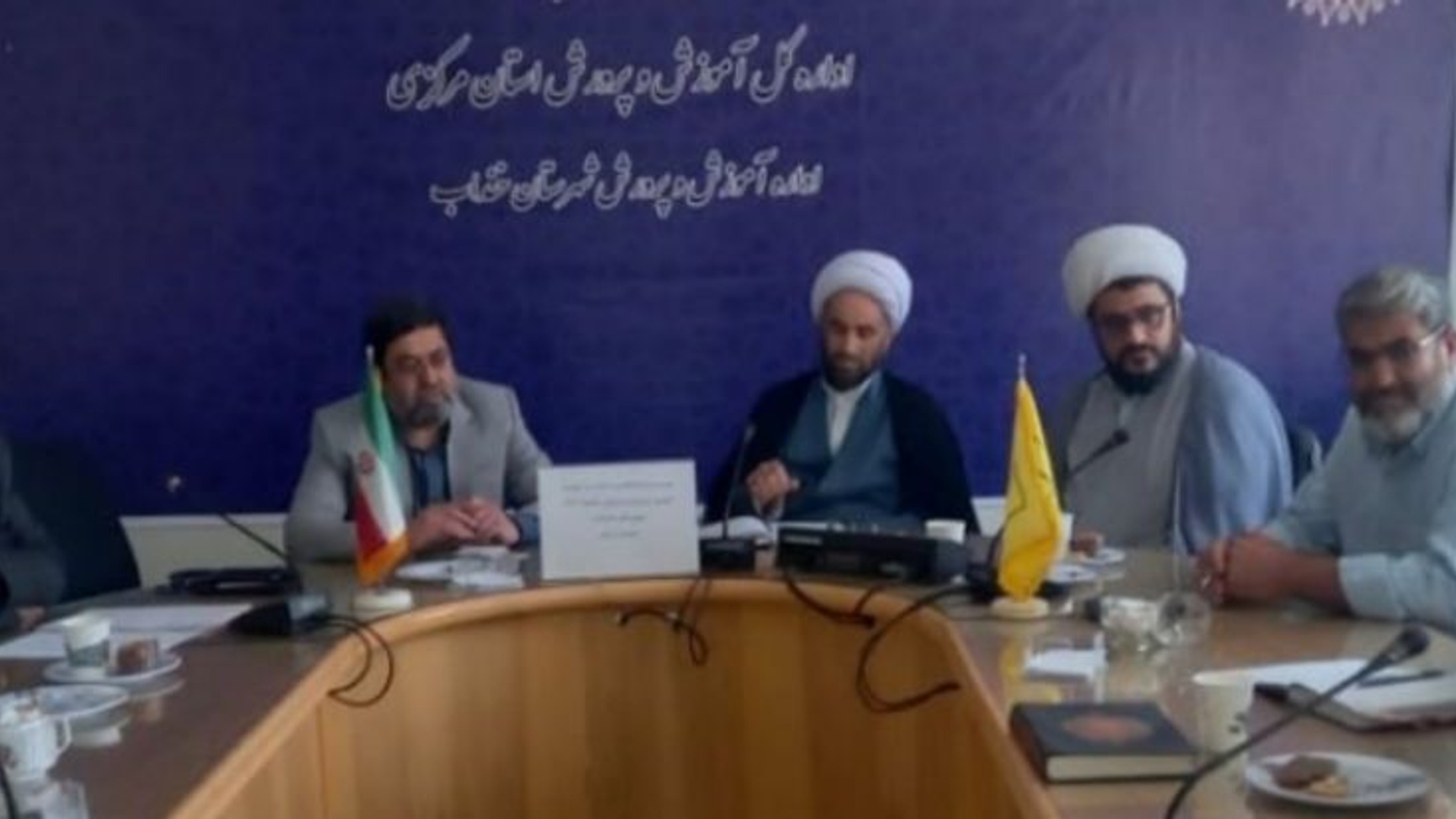 جلسه شورای آموزش و پرورش شهرستان خنداب