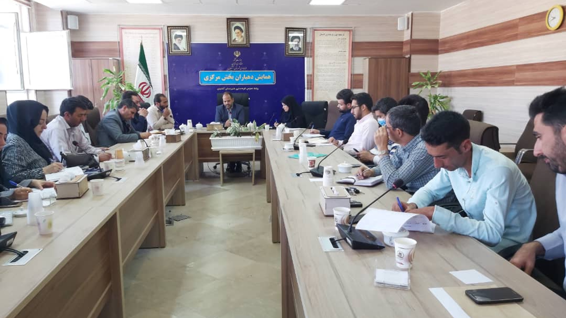 سومین جلسه دهیاران بخش مرکزی آشتیان در سال ۱۴۰۱