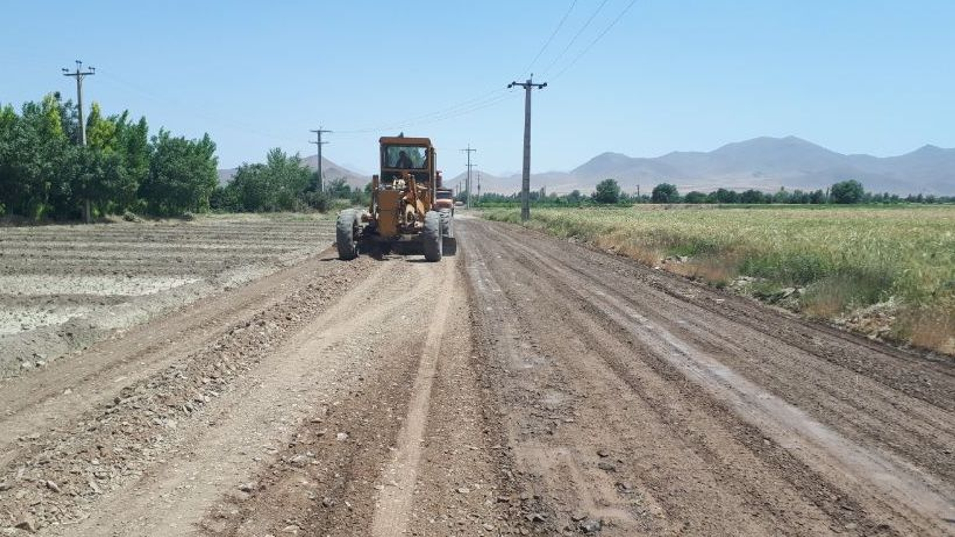 بازدید مدیرکل مدیریت بحران استانداری از شهرستان خنداب