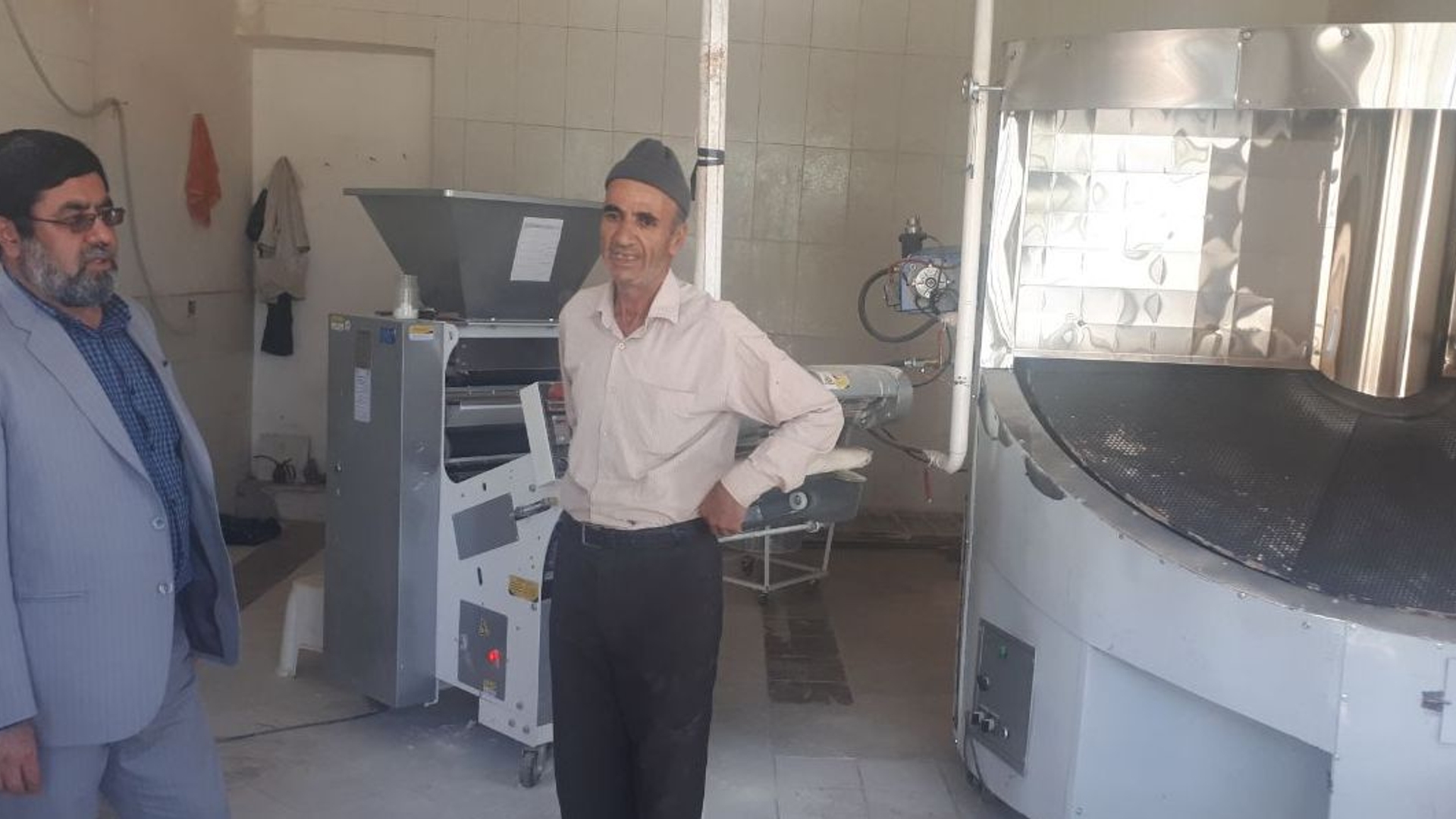 بازدید سرزده فرماندار از برخی نانوائیهای روستایی