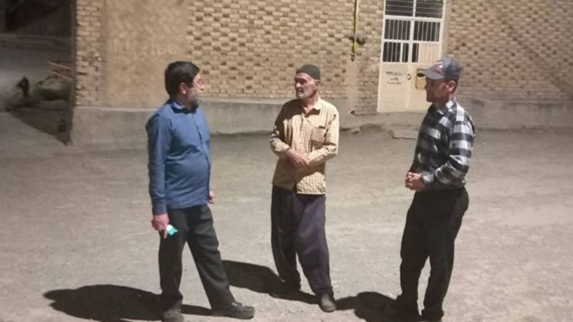 بازدید شبانه فرماندار از برخی روستاهای شهرستان