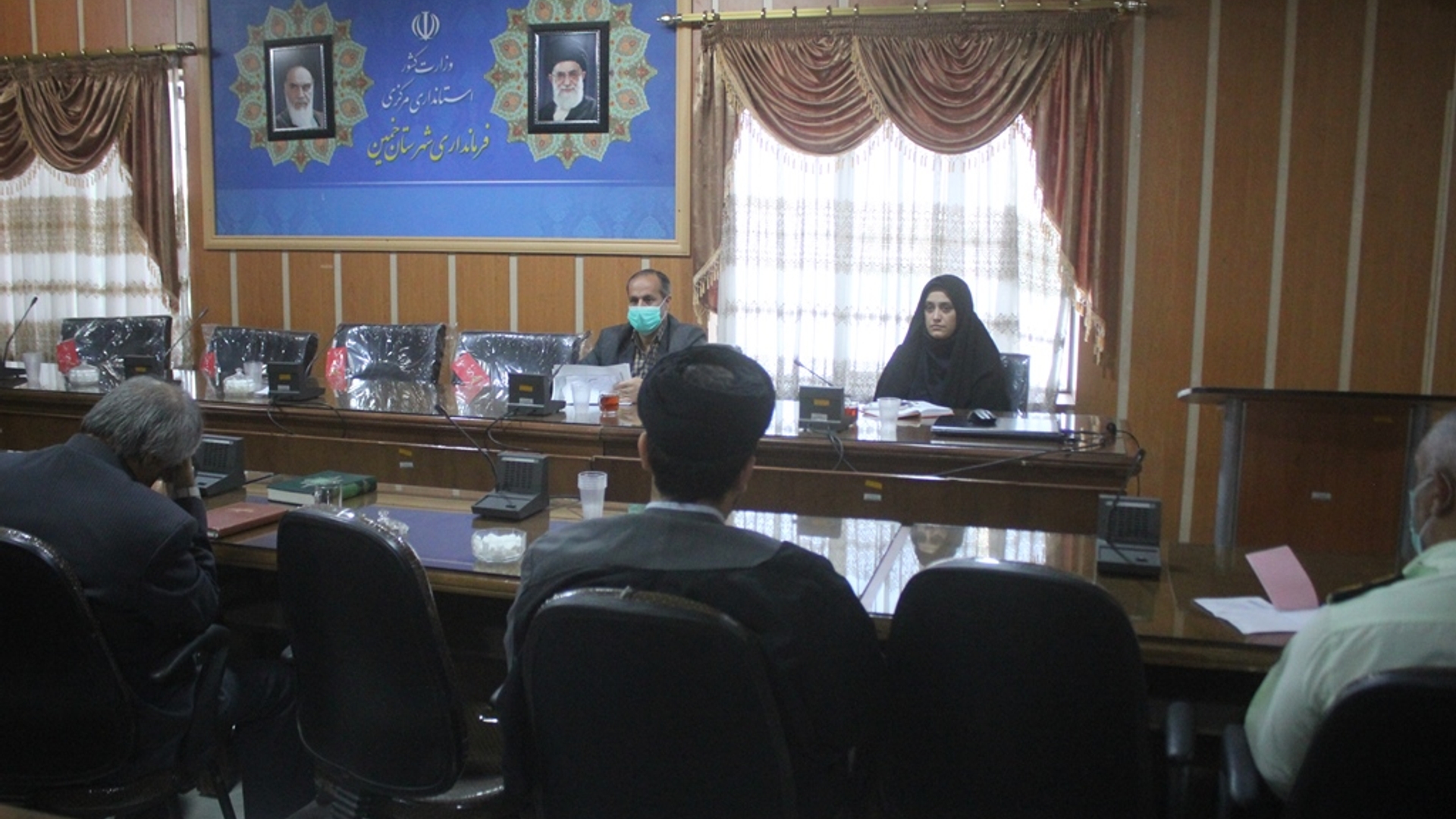 جلسه کارگروه بانوان و خانواده شهرستان خمین برگزار شد