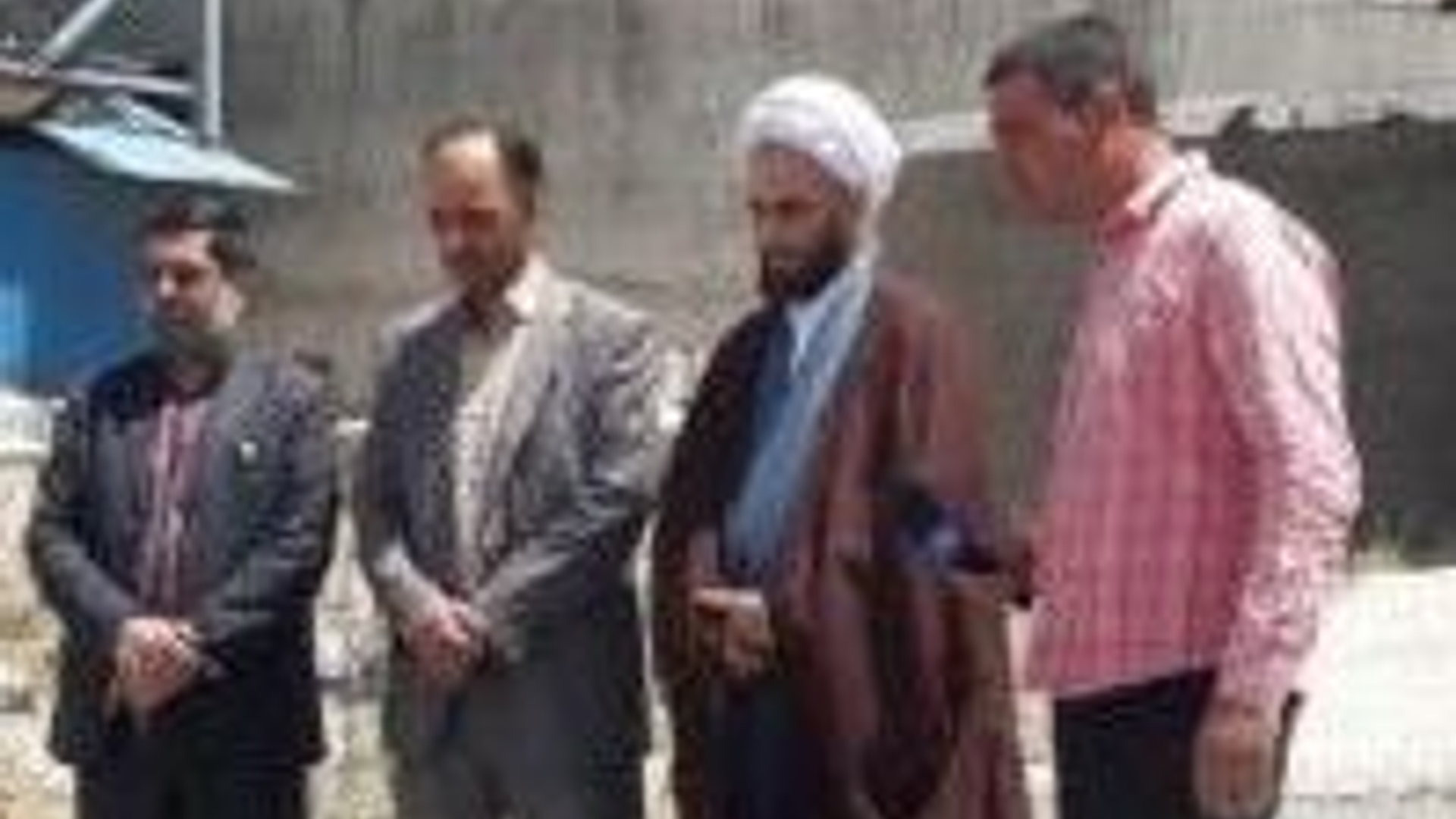 بازدید فرماندار از مرکز خرید گندم شهرستان خنداب