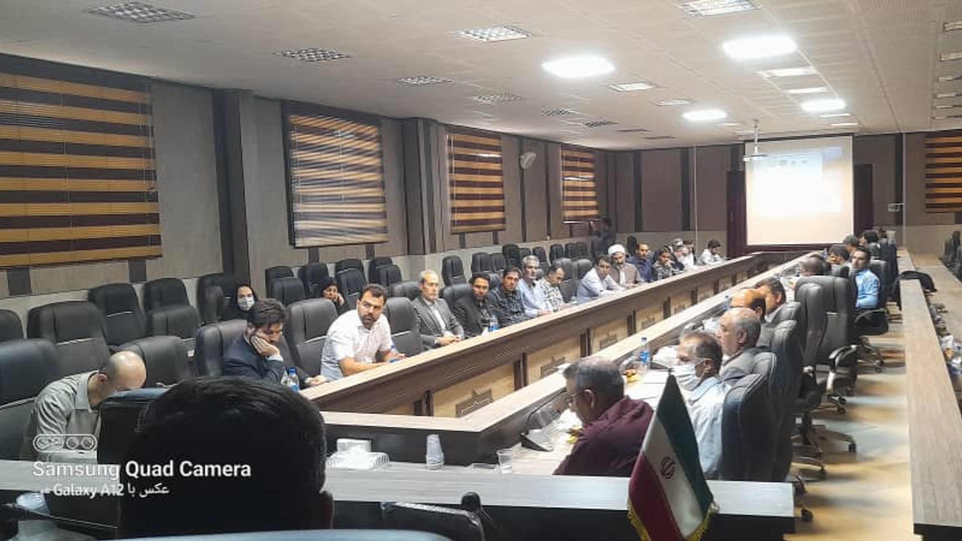 جلسه شورای اداری شهرستان فراهان به ریاست آقازیارتی فرماندار شهرستان فراهان برگزار گردید