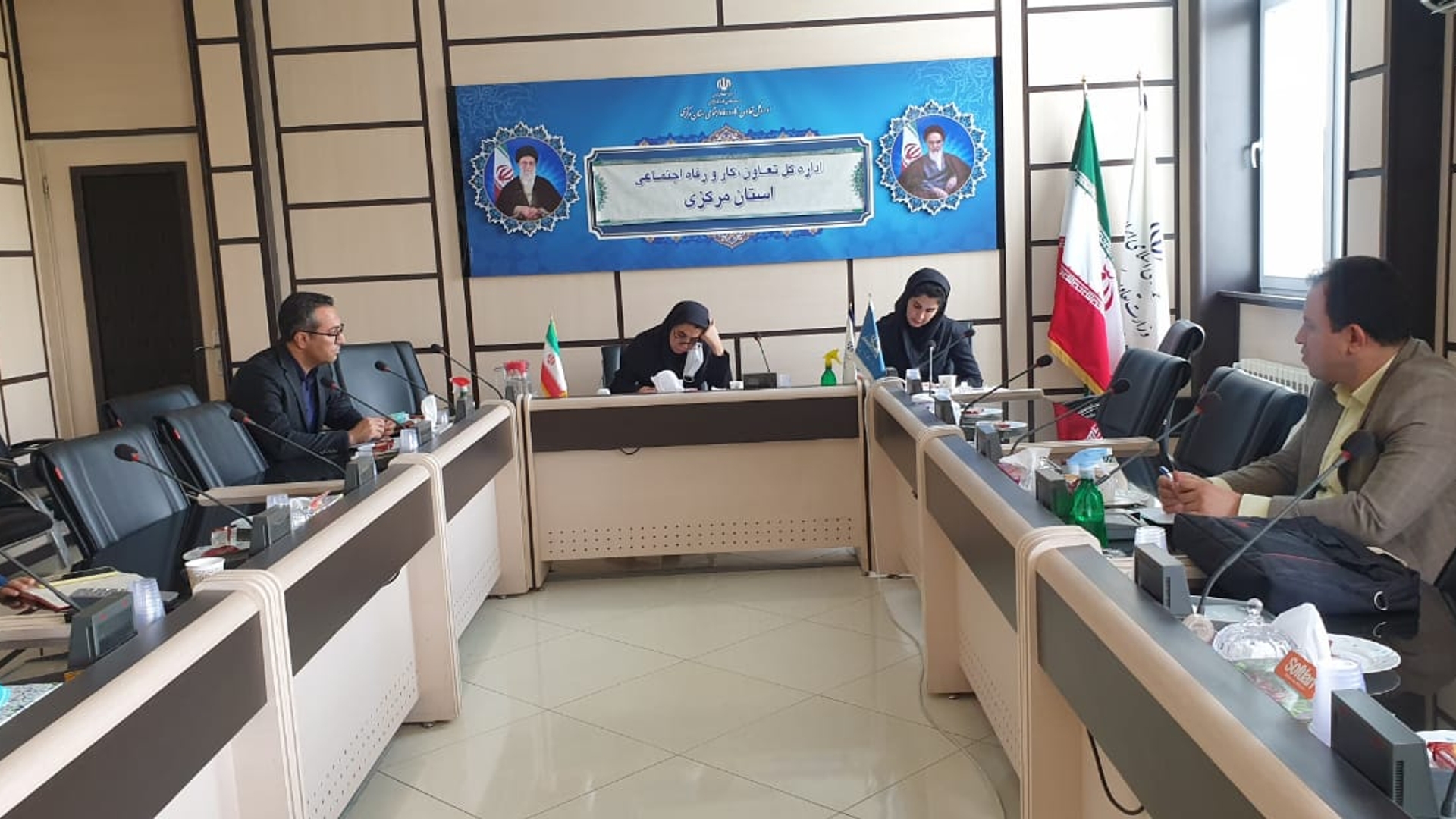 جلسه توزیع اعتبارات قرض الحسنه مشاغل خانگی