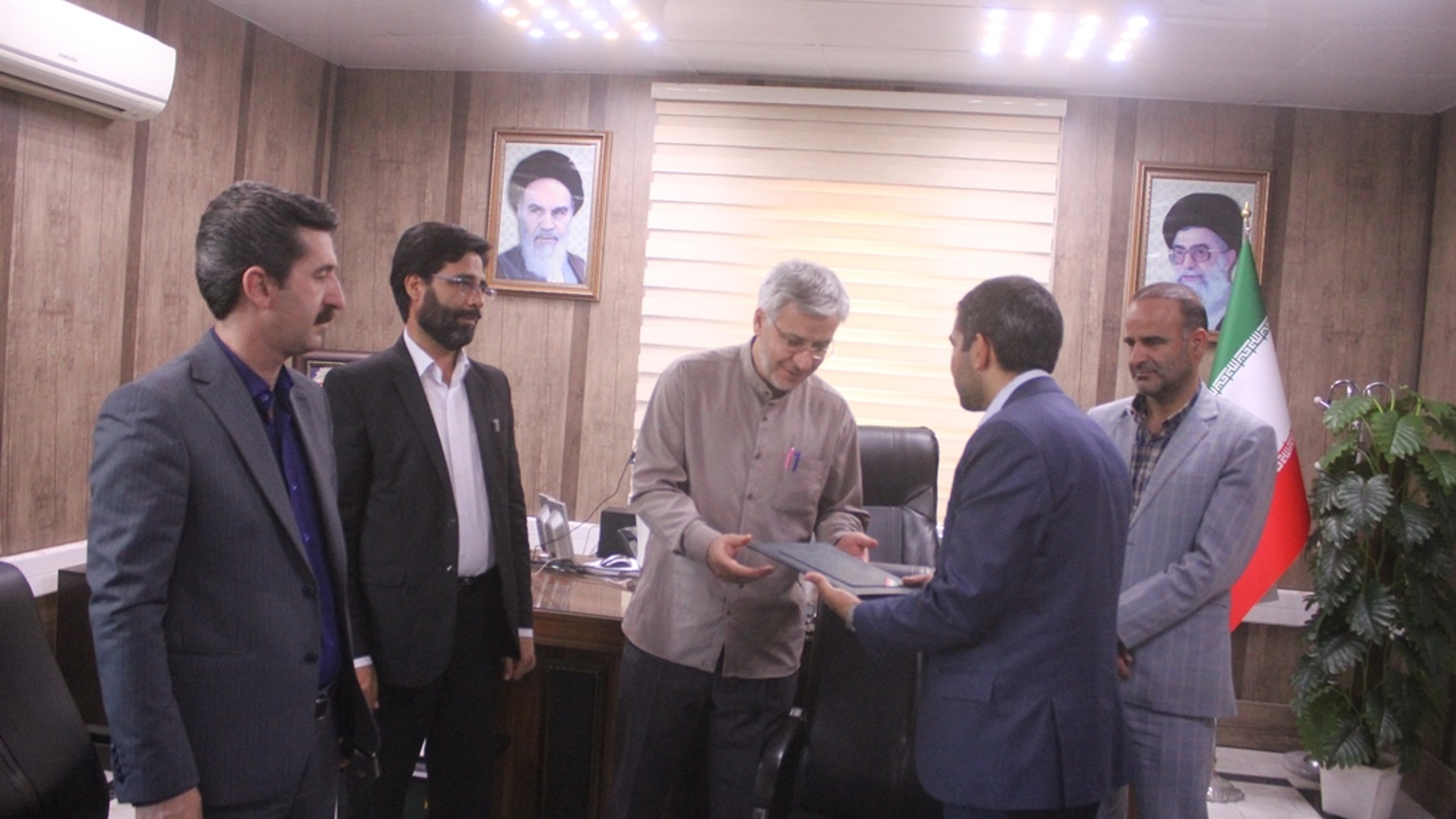 رئیس جدید اداره تعاون ، کار و رفاه اجتماعی شهرستان خمین معرفی شد