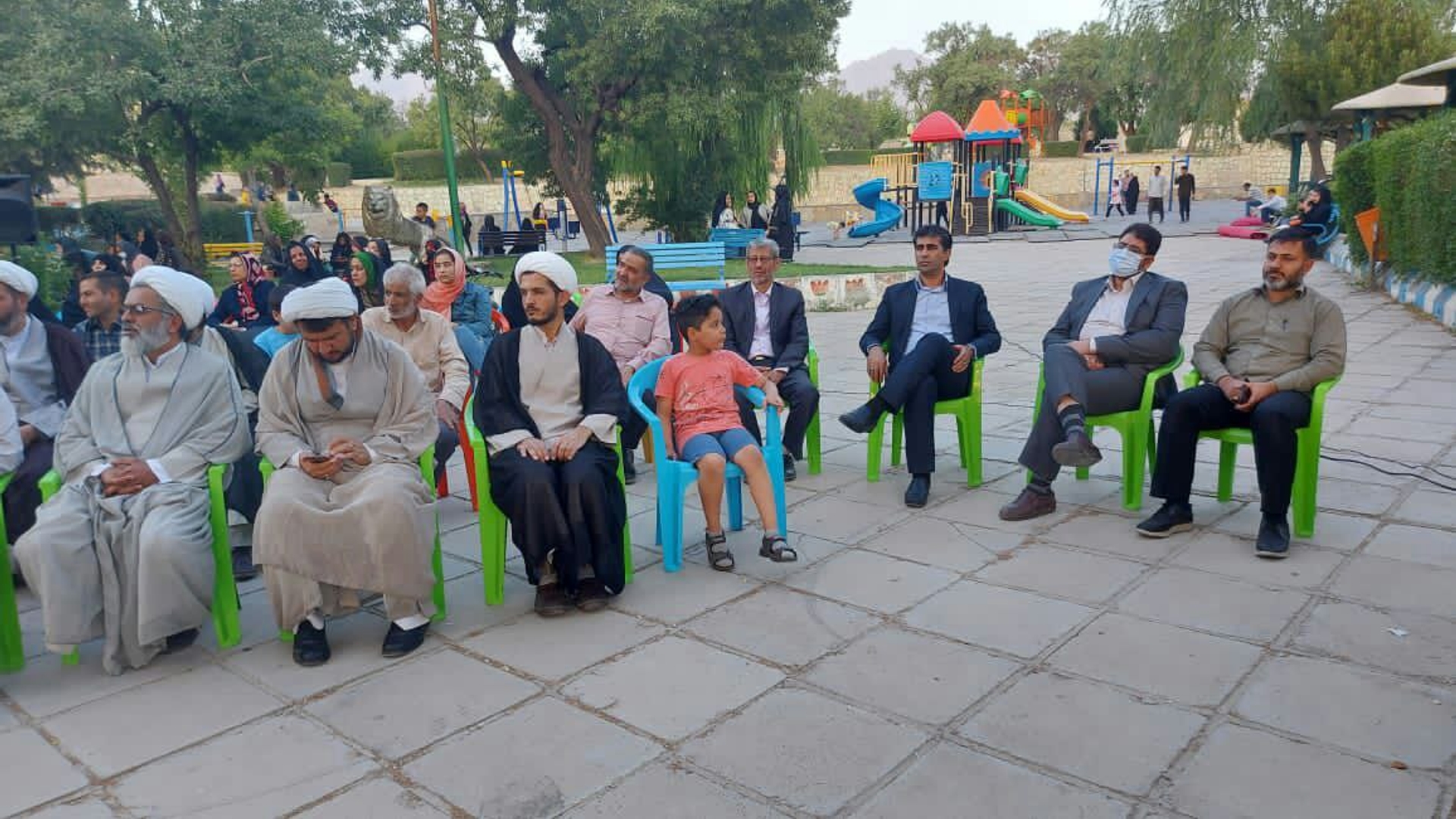 جمع بزرگ بانوان تفرشی به مناسبت روز ملی عفاف و حجاب