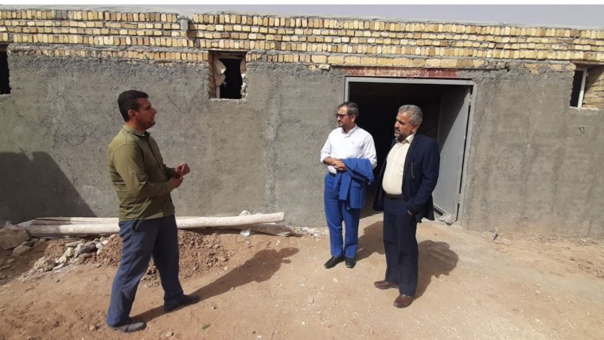 بازدید فرماندار از یک واحد پرورش و نگهداری اسب در شهرستان