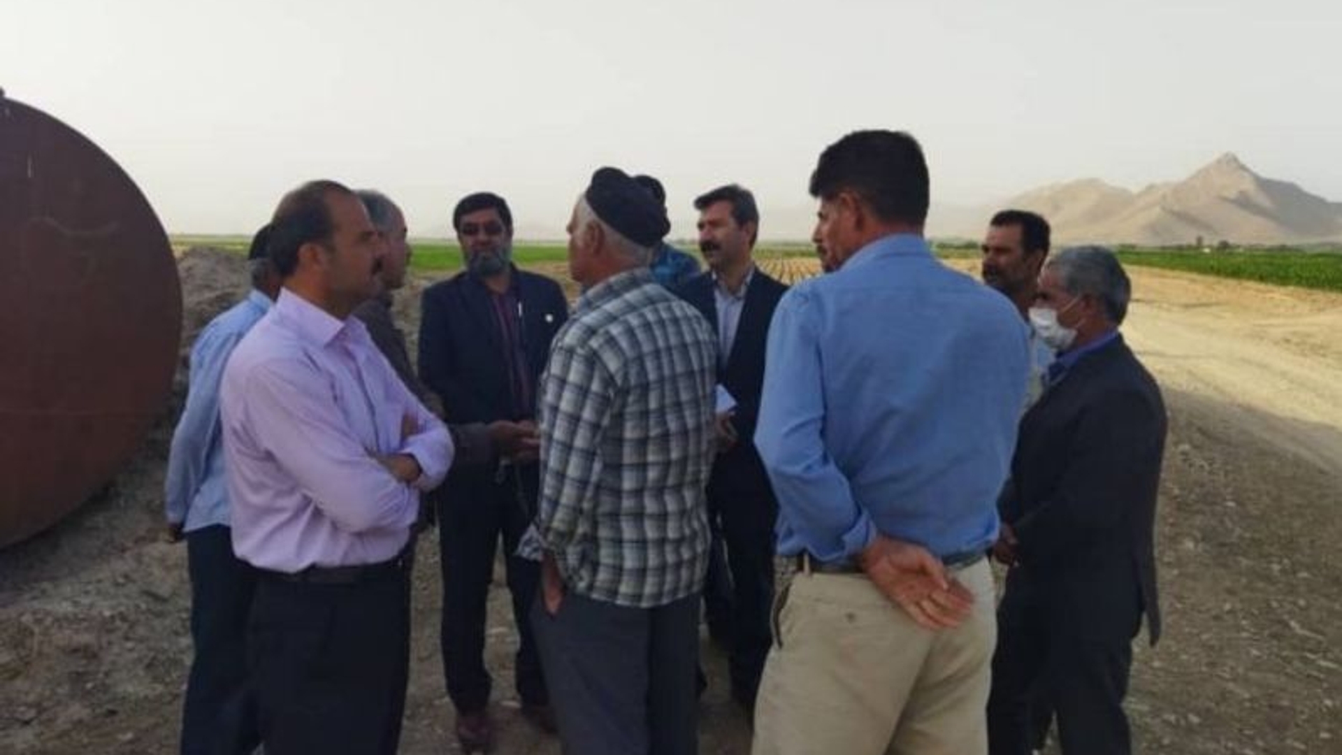 بررسی مشکلات برخی ازکشاورزان مرکز شهرستان خنداب