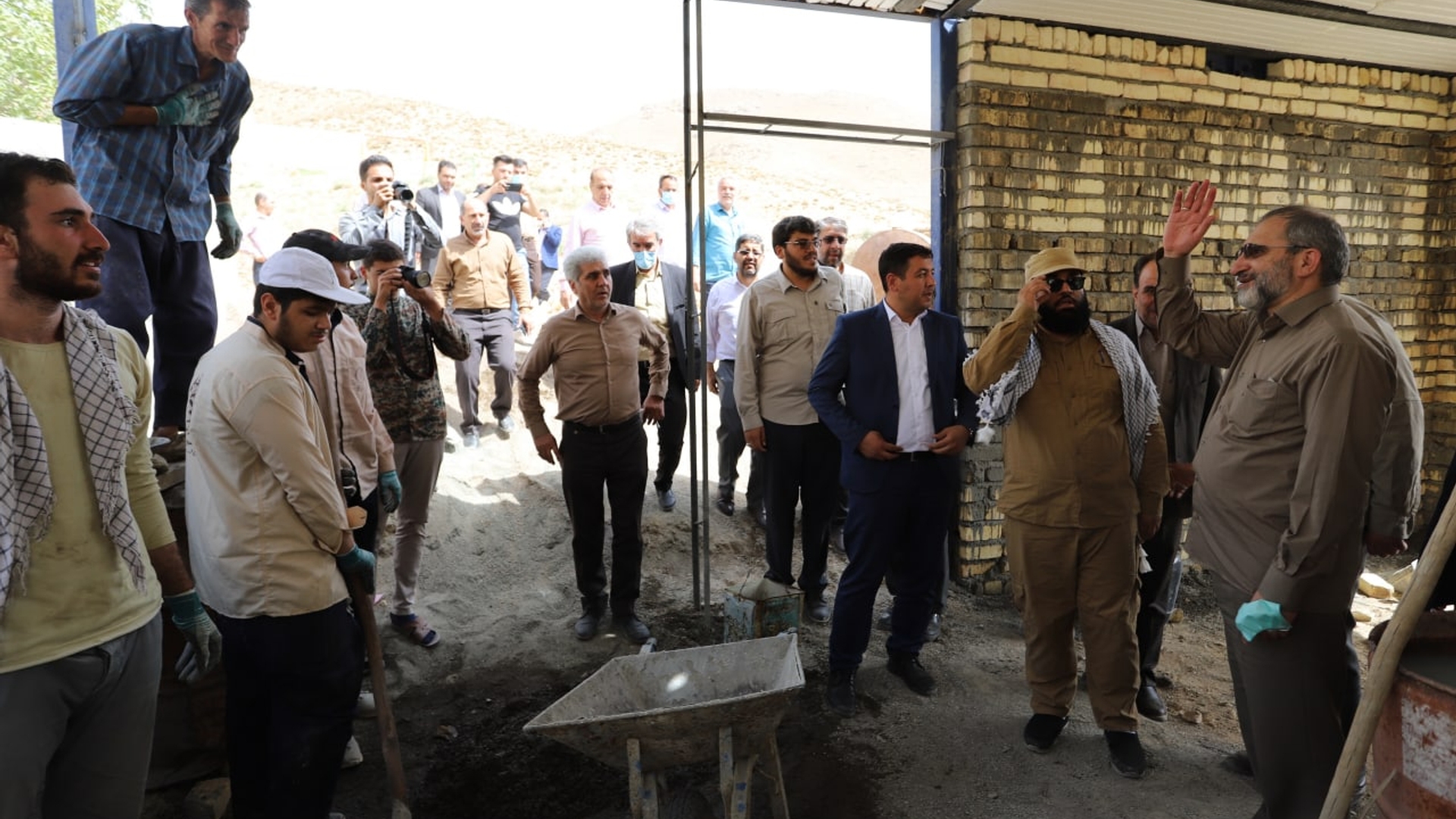 حضور ۱۰ روزه گروه جهادی صادقین در روستای هفتان تفرش