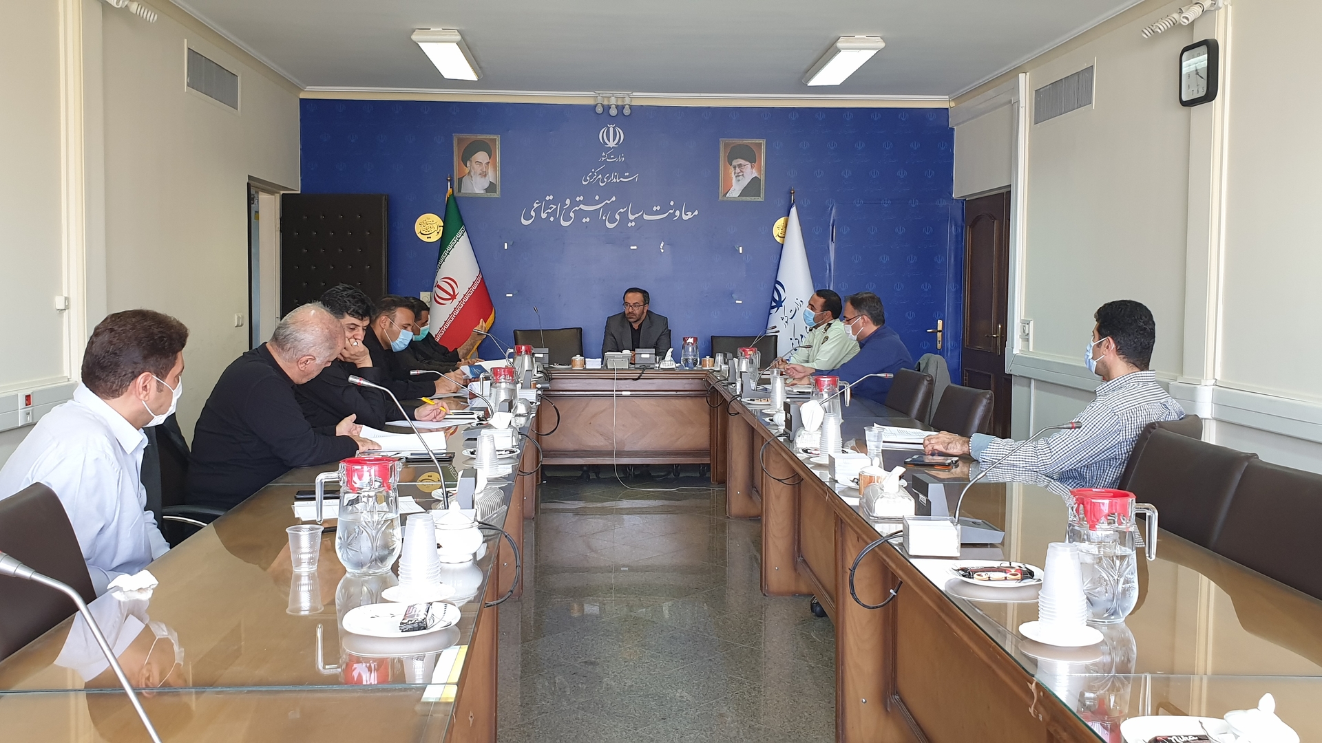 جلسه بررسی مسائل و مشکلات حوزه مقابله با قاچاق کالا و ارز استان برگزار شد