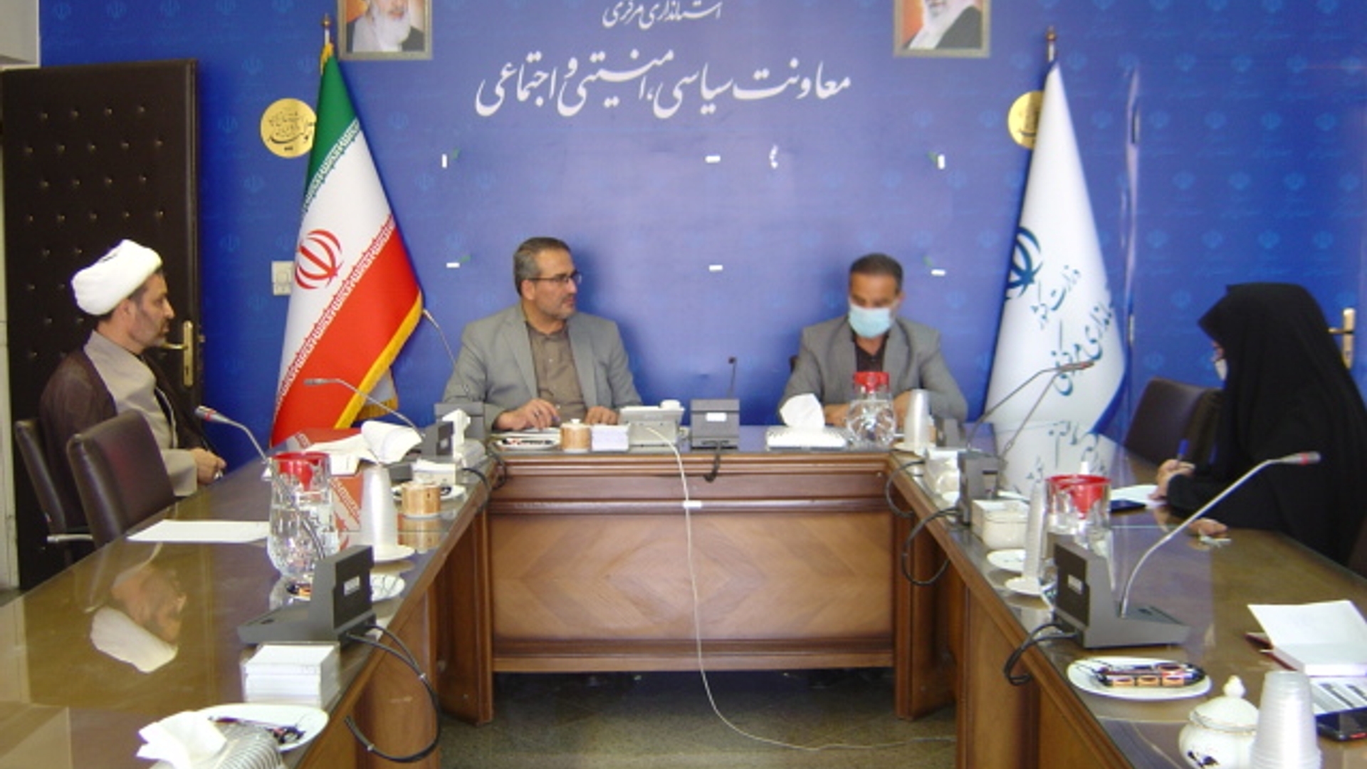 برگزاری جلسه کمیته امنیتی پذیرش دانشجویان خارجی در شهرستان تفرش با حضور آذری مدیرکل سیاسی ، انتخابات و تقسیمات کشوری در روز چهارشنبه مورخ 1401-05-12 برگزار شد.