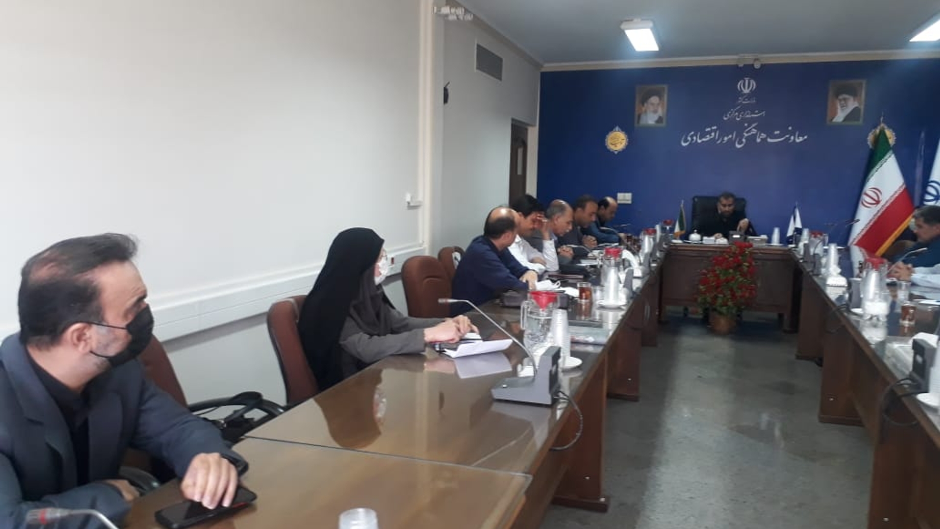 جلسه ای به منظور بررسی راهکارهای تامین بخشی از منابع خسارات سیل استان به ریاست گودرزی سرپرست دفتر هماهنگی امور اقتصادی و مدیران مربوطه برگزار شد.

چهارشنبه 19 مرداد 1401