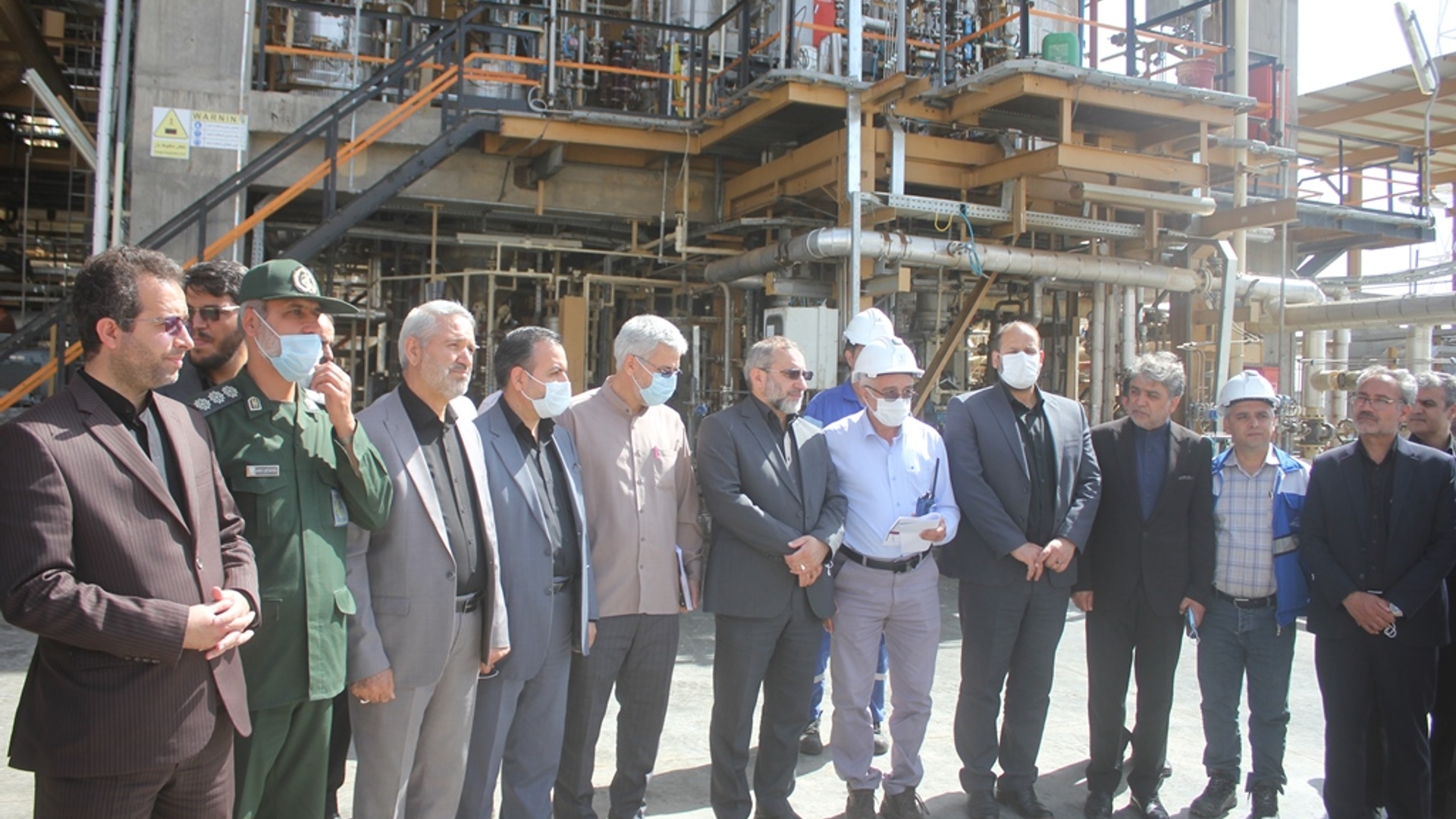 استاندار مرکزی از تعدادی از واحدهای صنعتی شهرستان خمین بازدید کرد