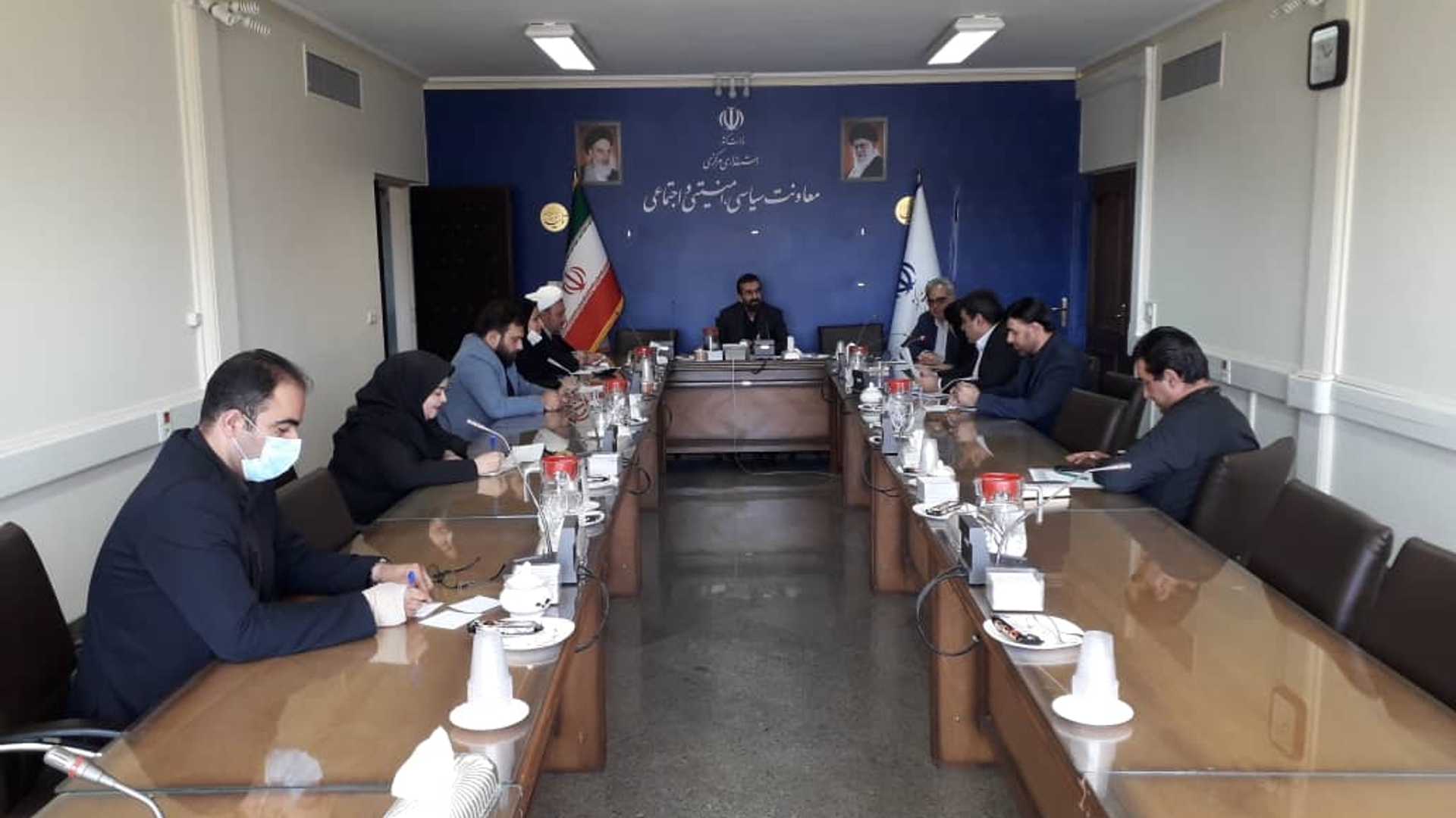 برگزاری  نشست گرامیداشت هفته دولت در استان مرکزی