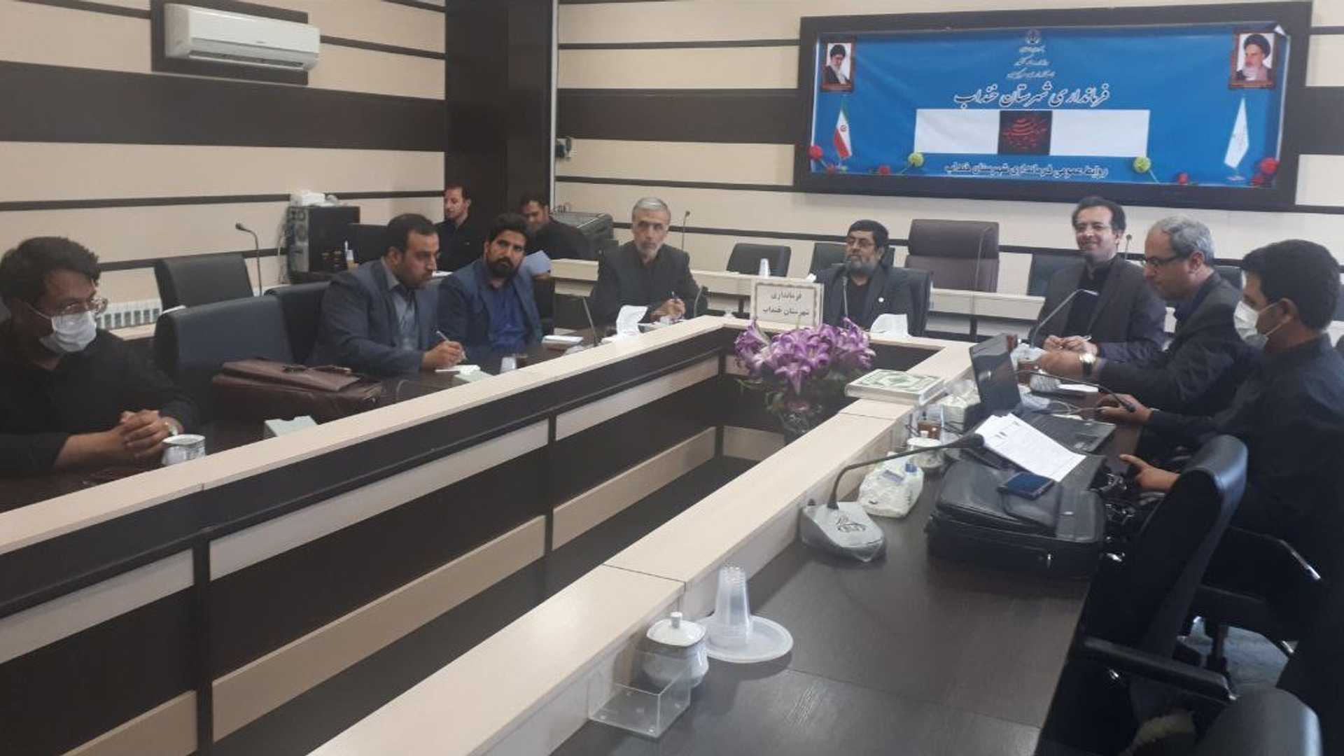 وضعیت پروژه های دهیاری ها و روستاهای فاقد دهیاری شهرستان خنداب بررسی شد.