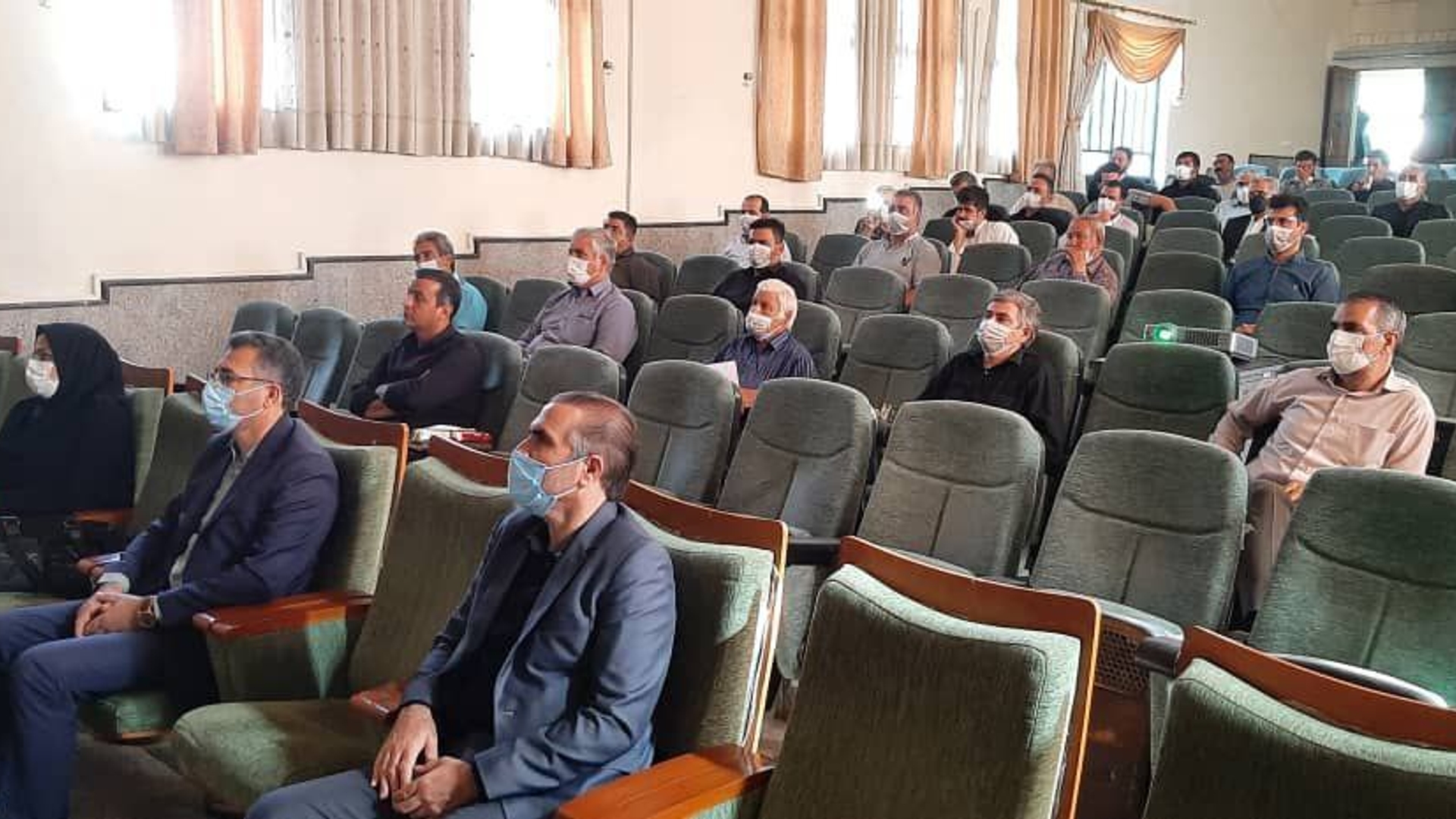 برگزاری چهل و هفتمین کارگاه آموزشی ویژه اعضای شوراهای اسلامی روستاها در بخش مرکزی و زاویه شهرستان زرندیه