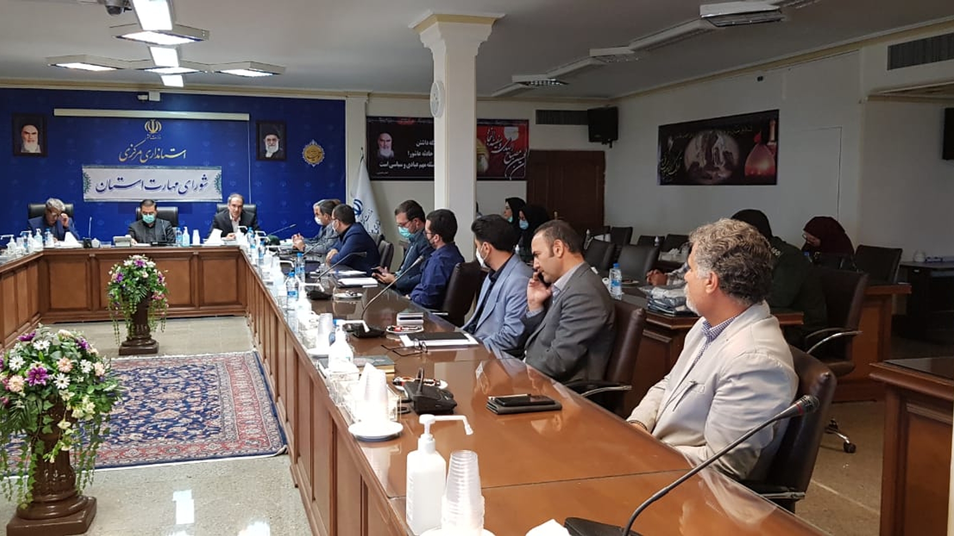 جلسه شورای مهارت استان به ریاست میرزاخانی معاون هماهنگی امور اقتصادی و توسعه منطقه ای استاندار و با حضور شاه پسند معاون آموزش سازمان آموزش فنی و حرفه ای کشور و مدیران مربوطه برگزار شد.

چهارشنبه 2 شهریور 1401